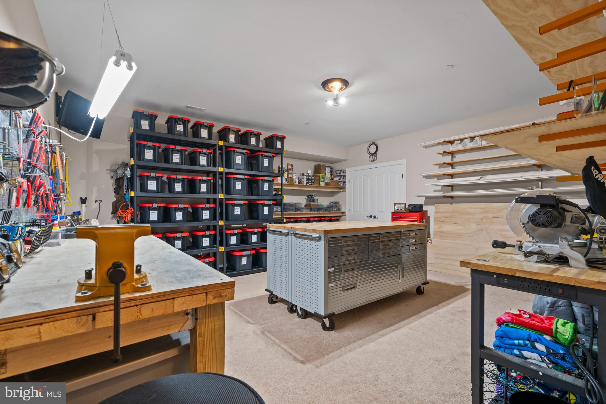 BUCKS RUN - Residential