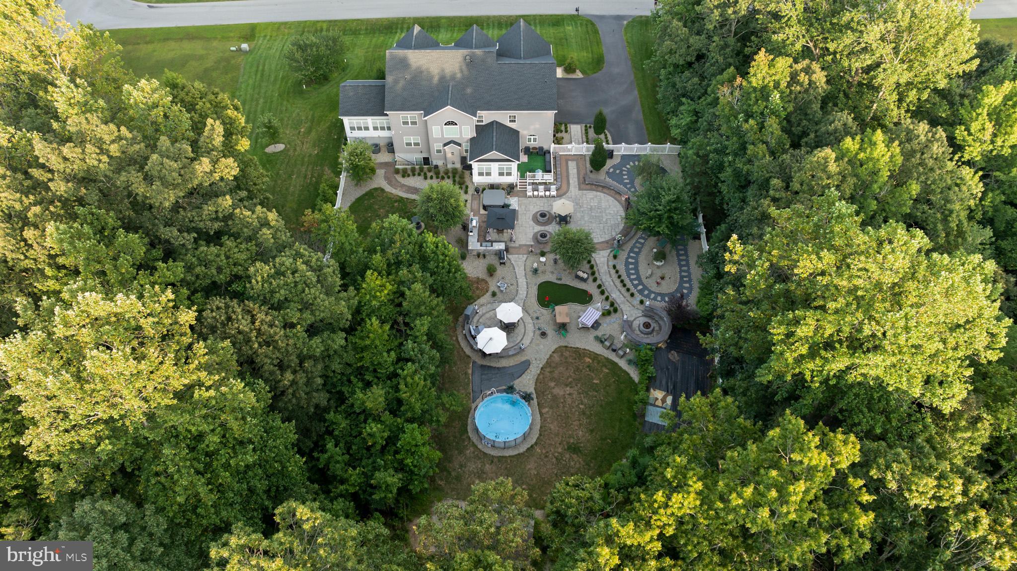 BUCKS RUN - Residential