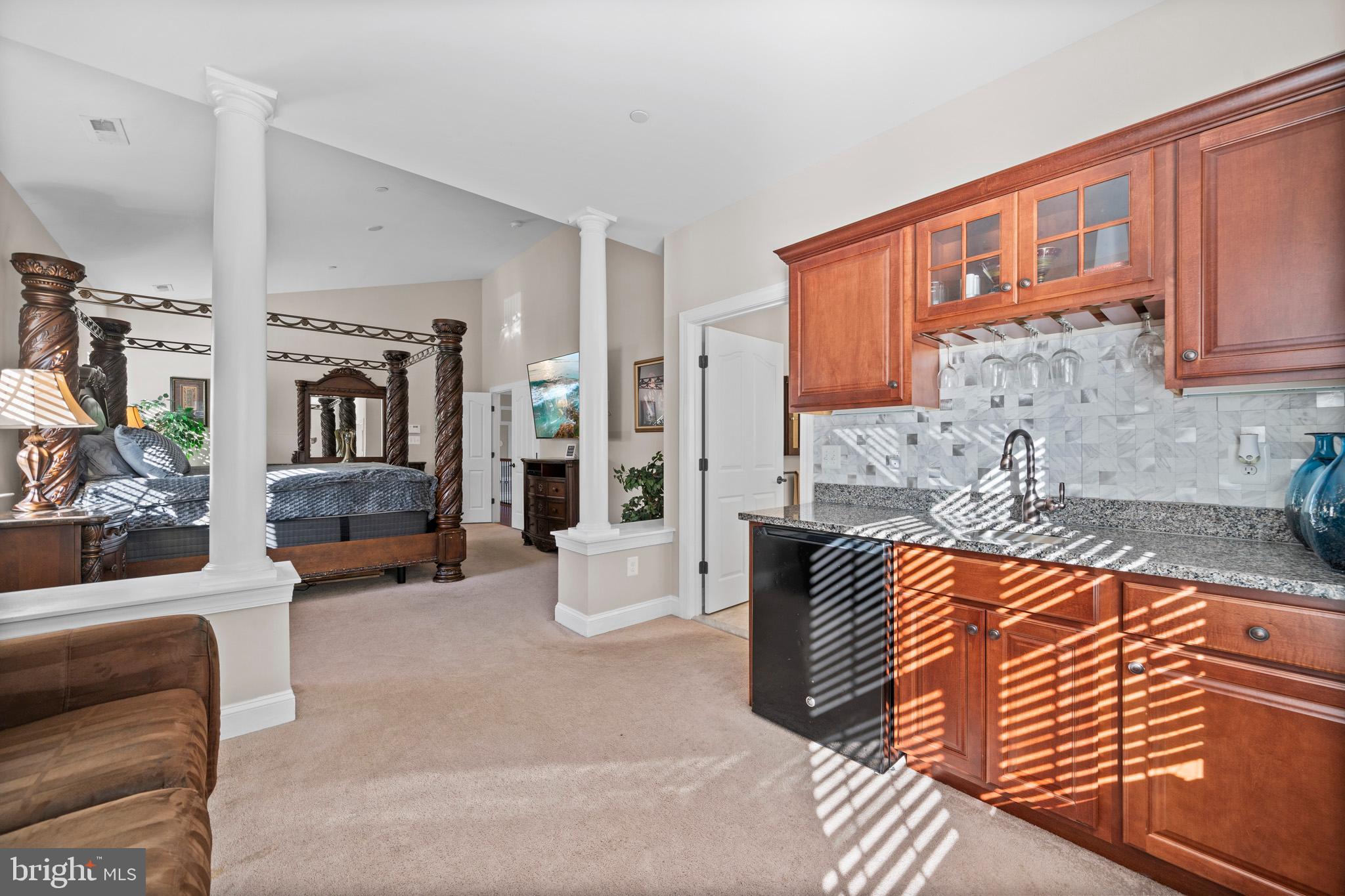 BUCKS RUN - Residential