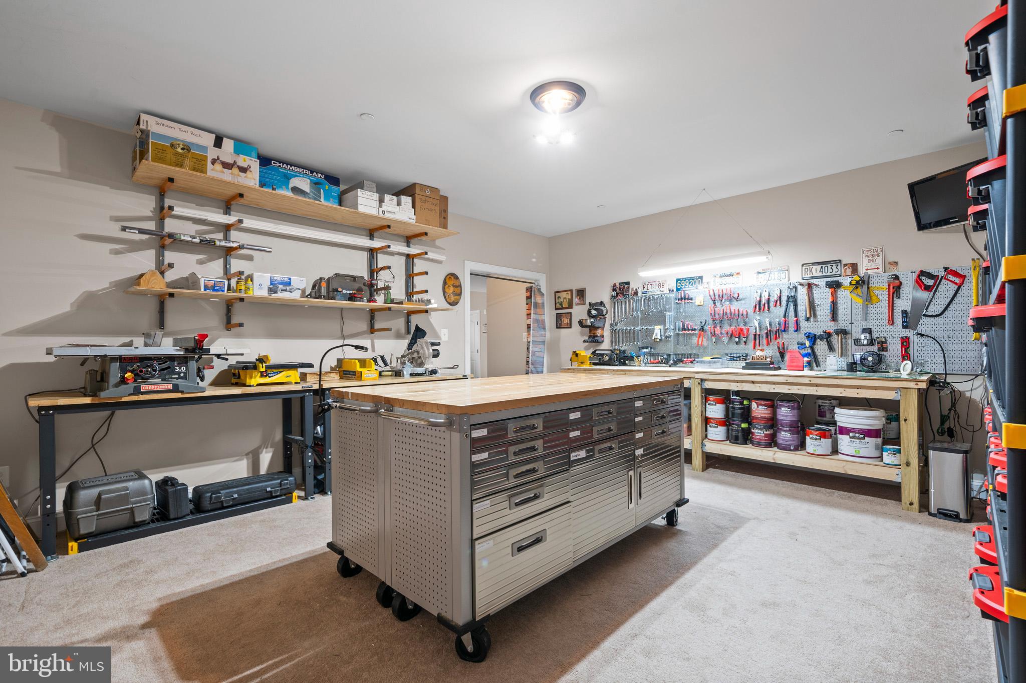 BUCKS RUN - Residential