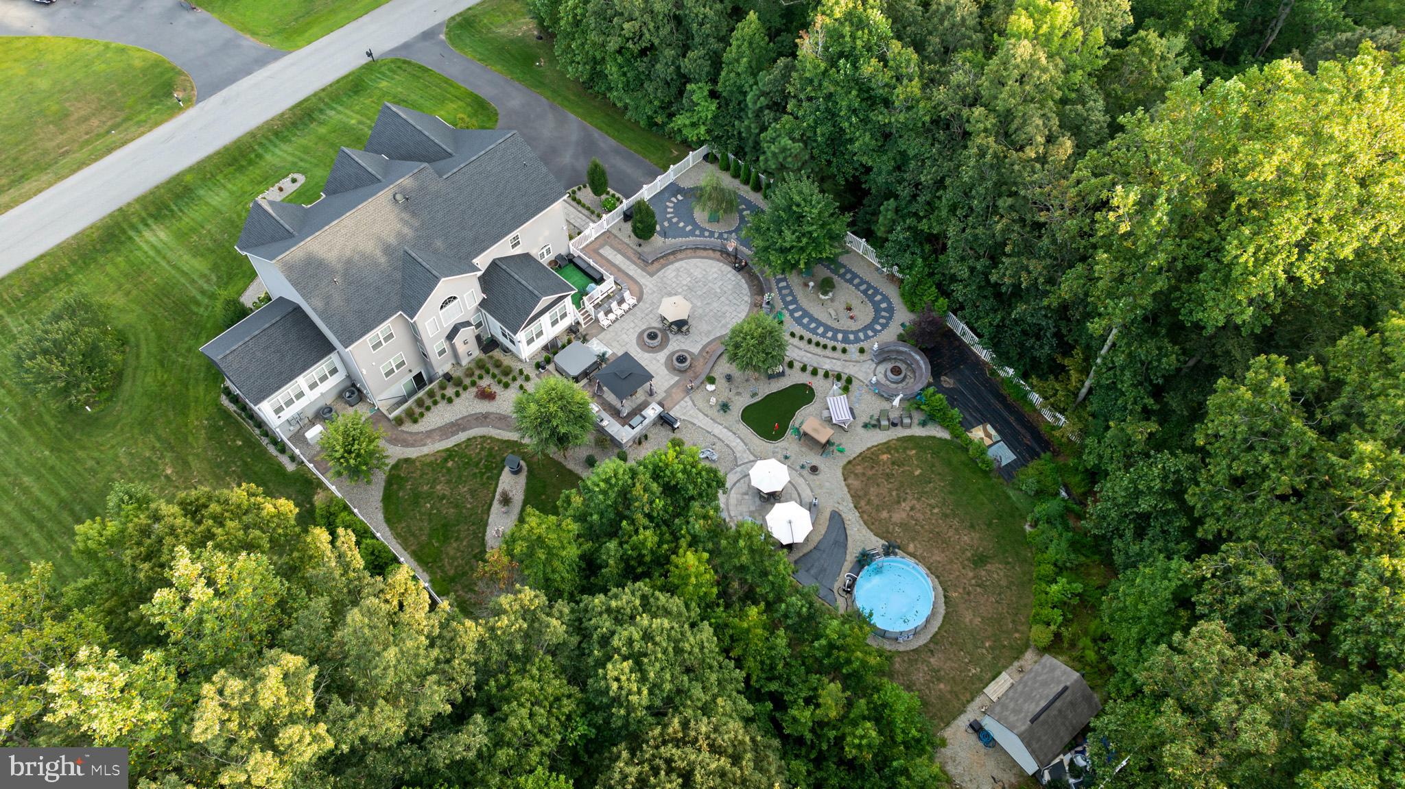 BUCKS RUN - Residential