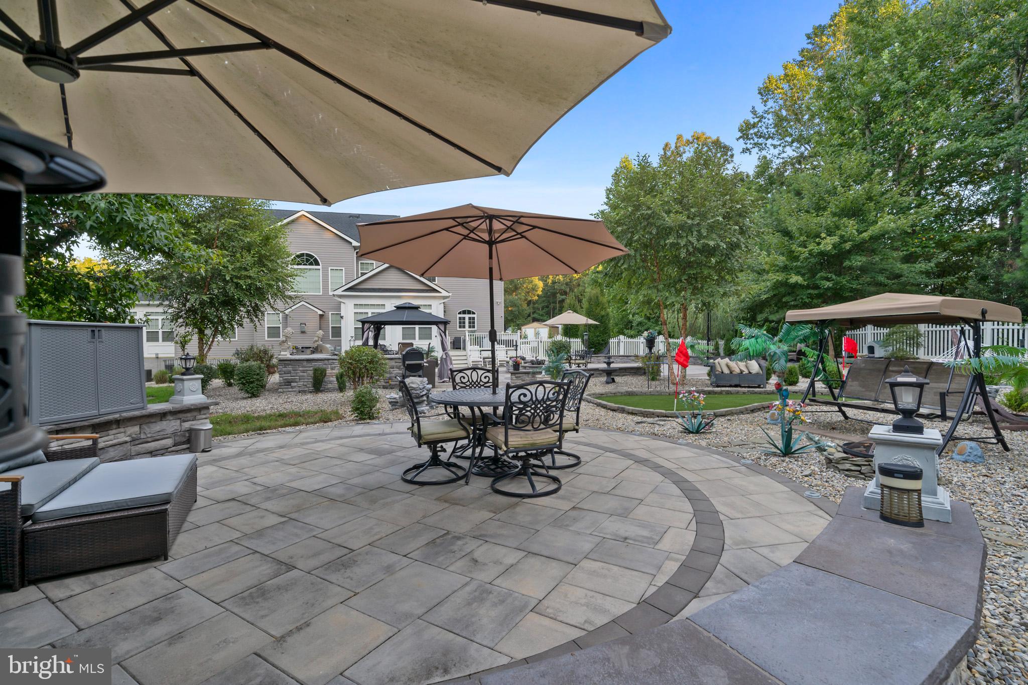 BUCKS RUN - Residential