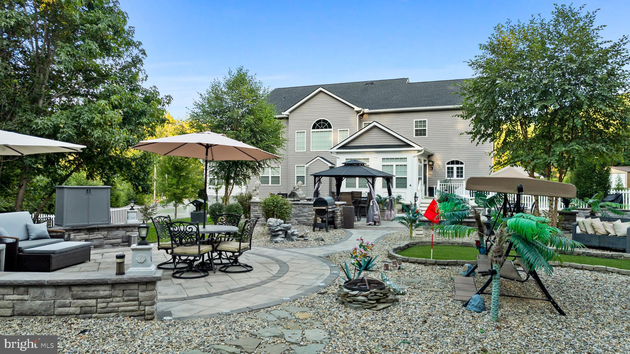 BUCKS RUN - Residential