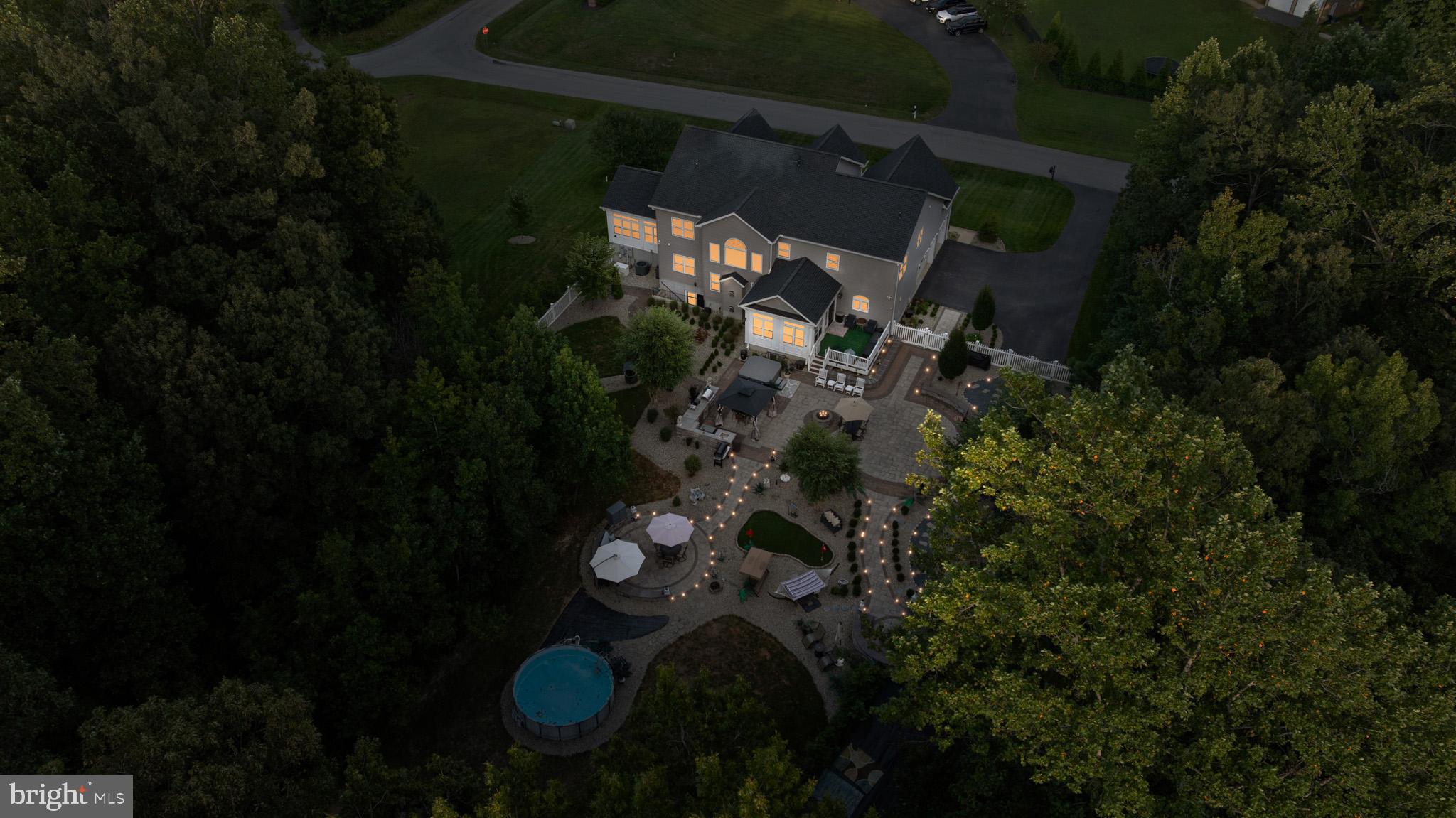 BUCKS RUN - Residential