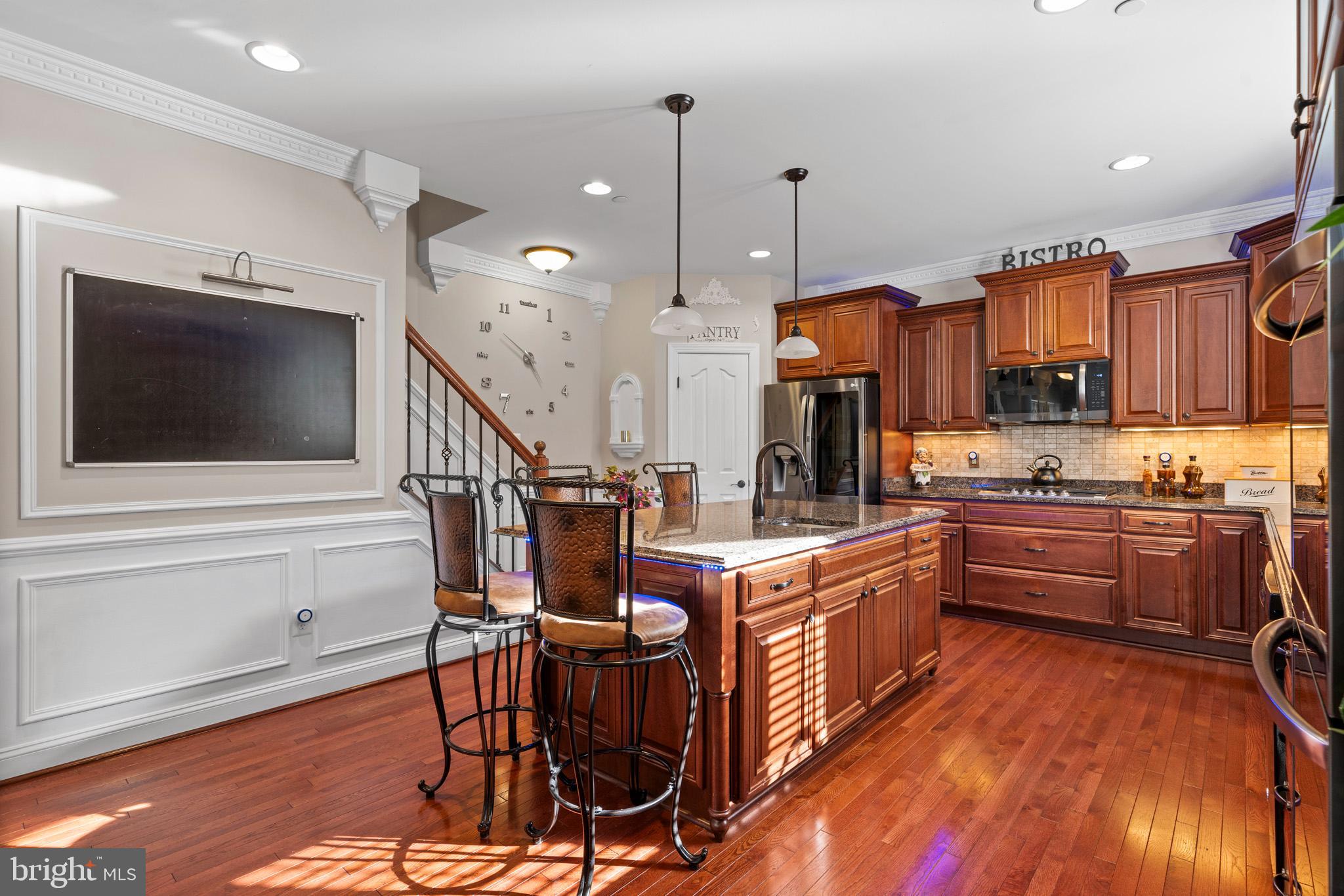 BUCKS RUN - Residential