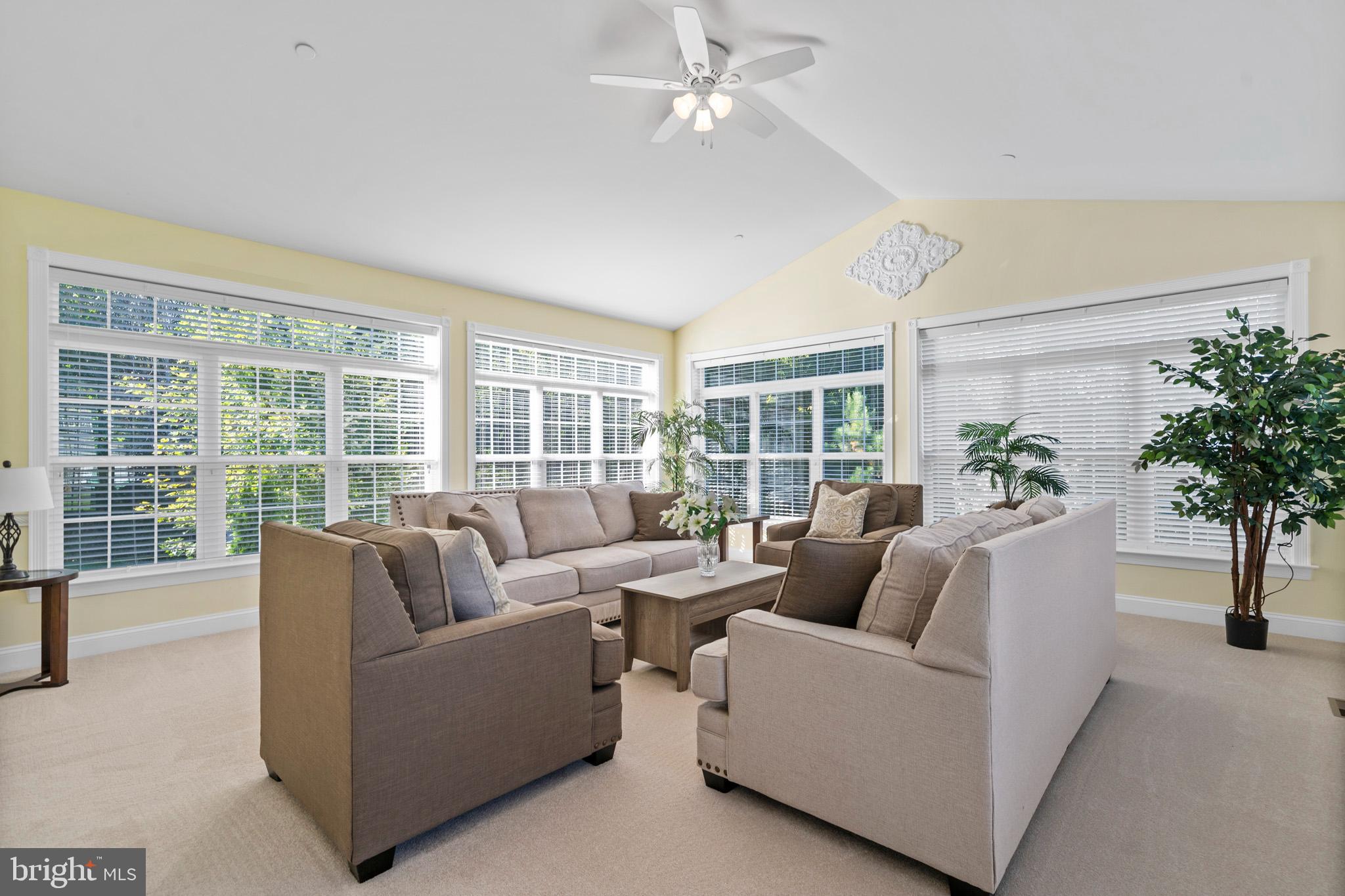 BUCKS RUN - Residential