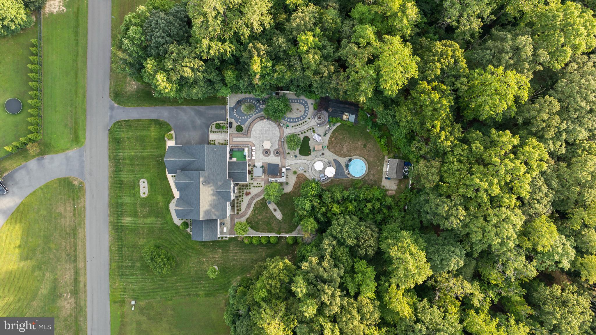 BUCKS RUN - Residential