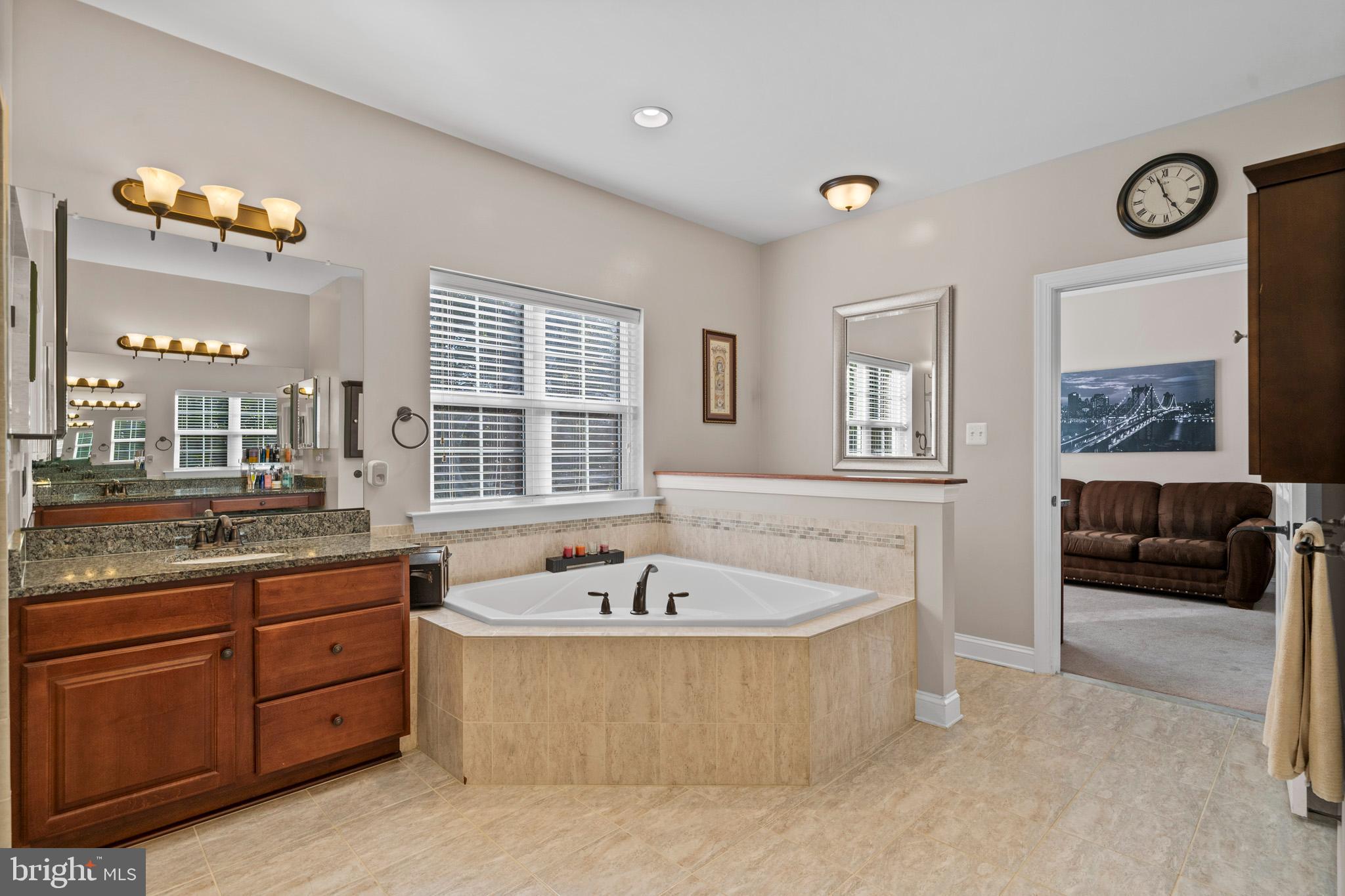 BUCKS RUN - Residential