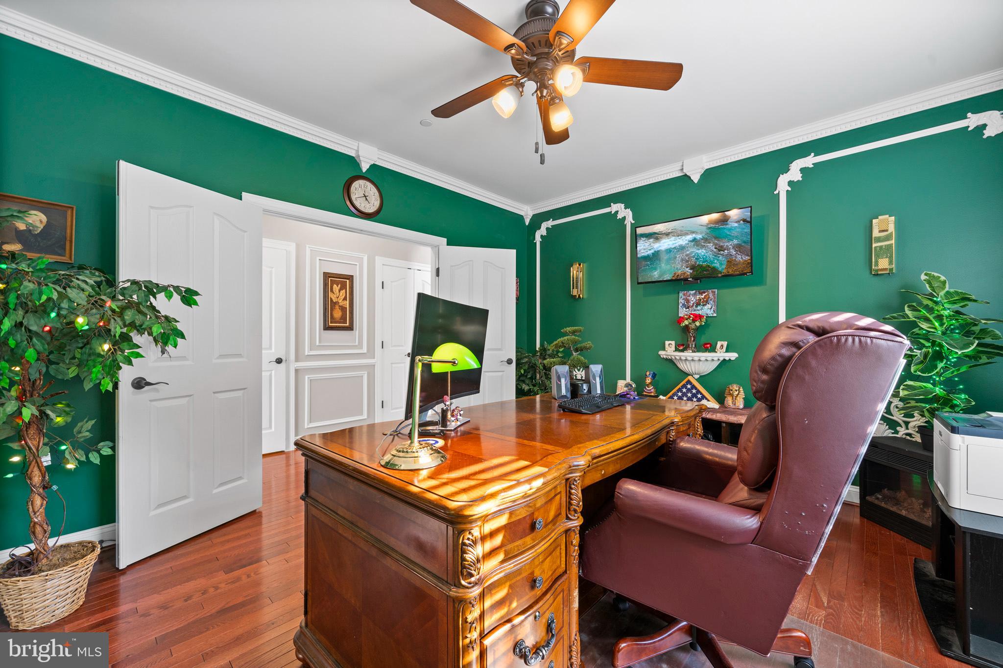 BUCKS RUN - Residential