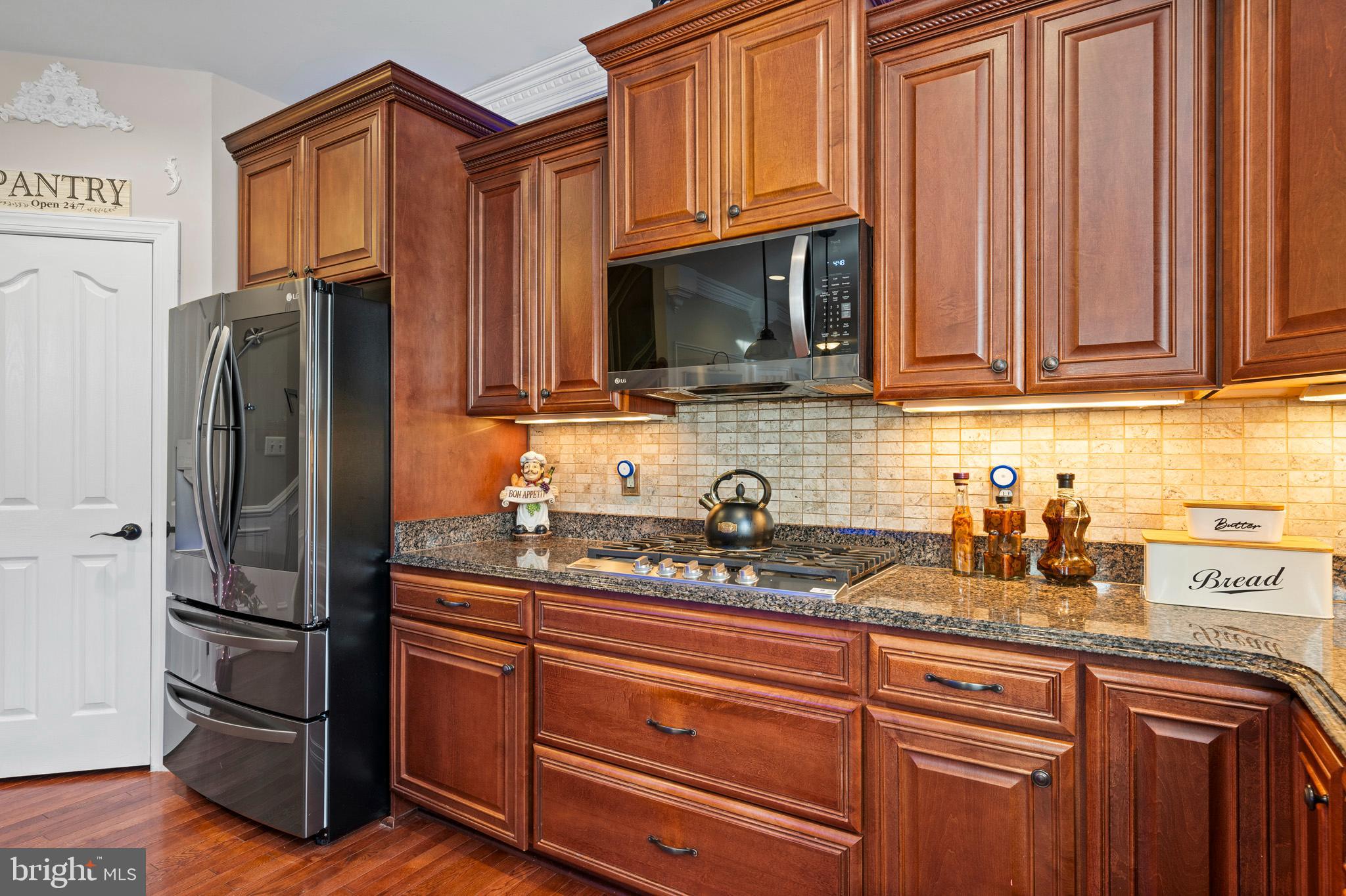 BUCKS RUN - Residential