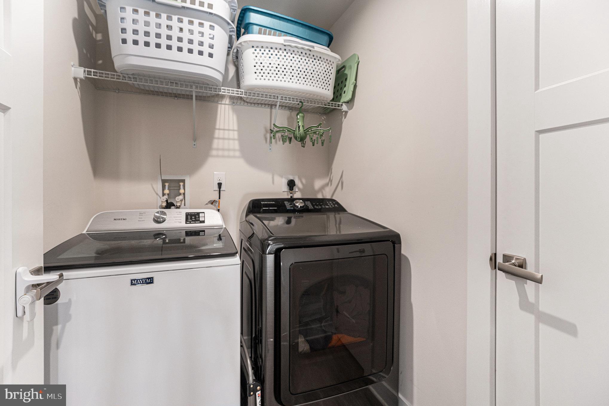 HANOVER POINTE - Residential