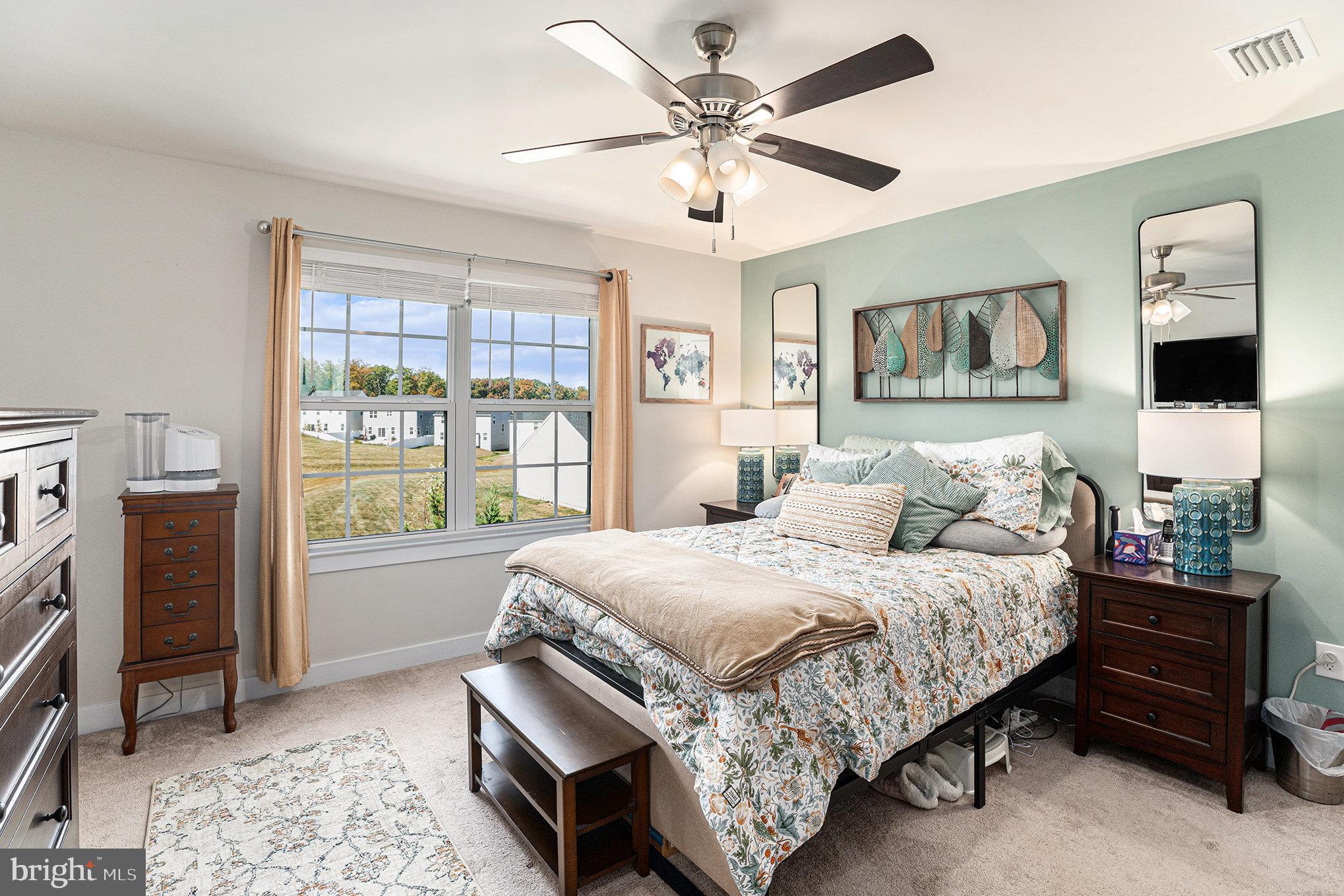 HANOVER POINTE - Residential