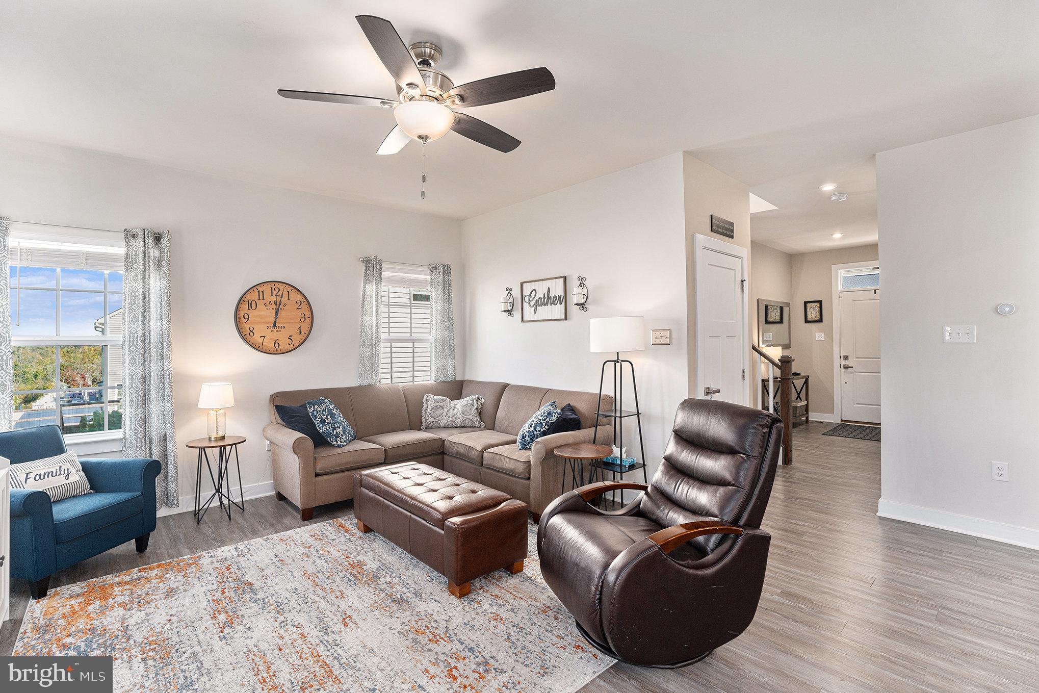 HANOVER POINTE - Residential