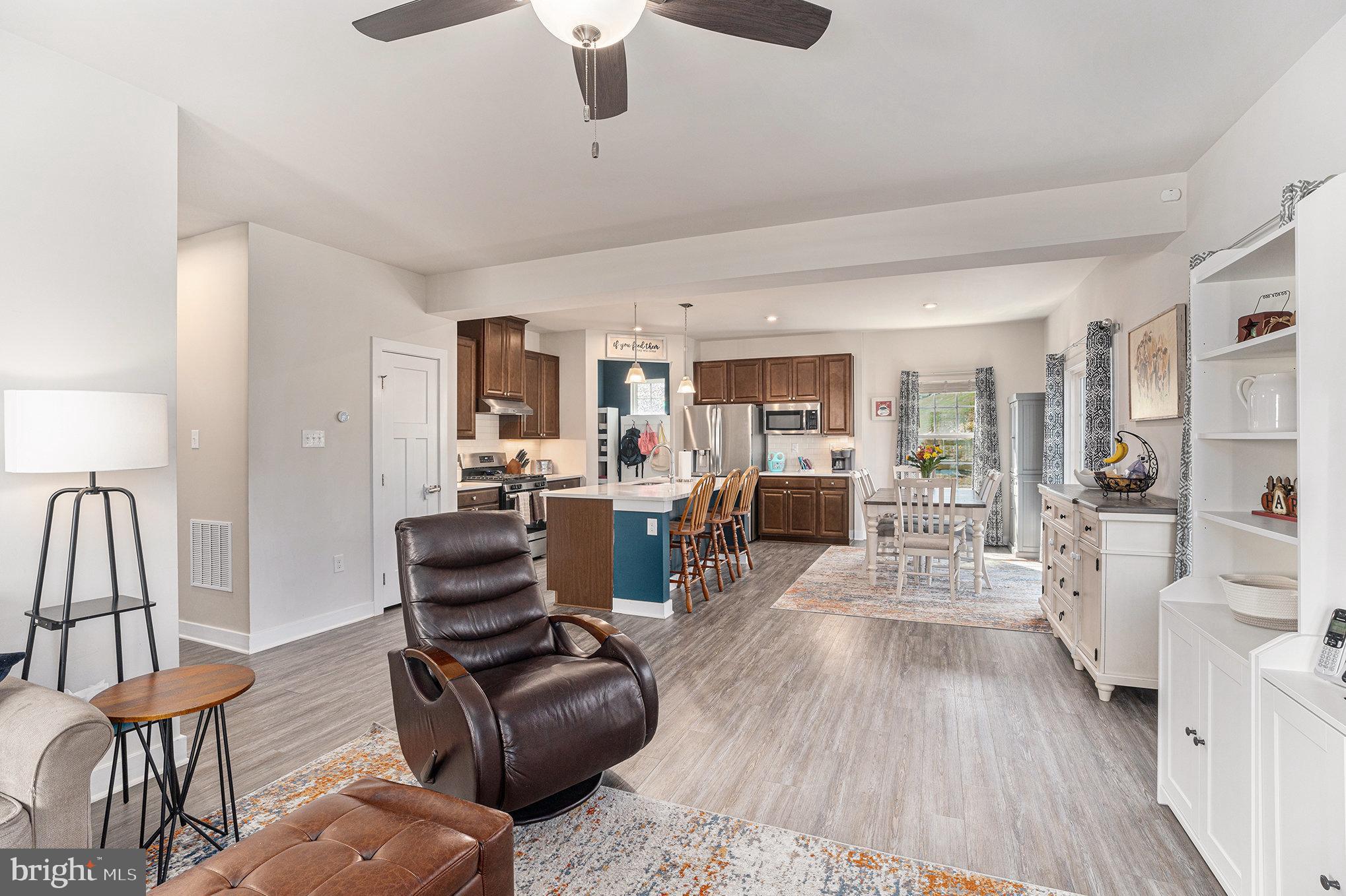 HANOVER POINTE - Residential