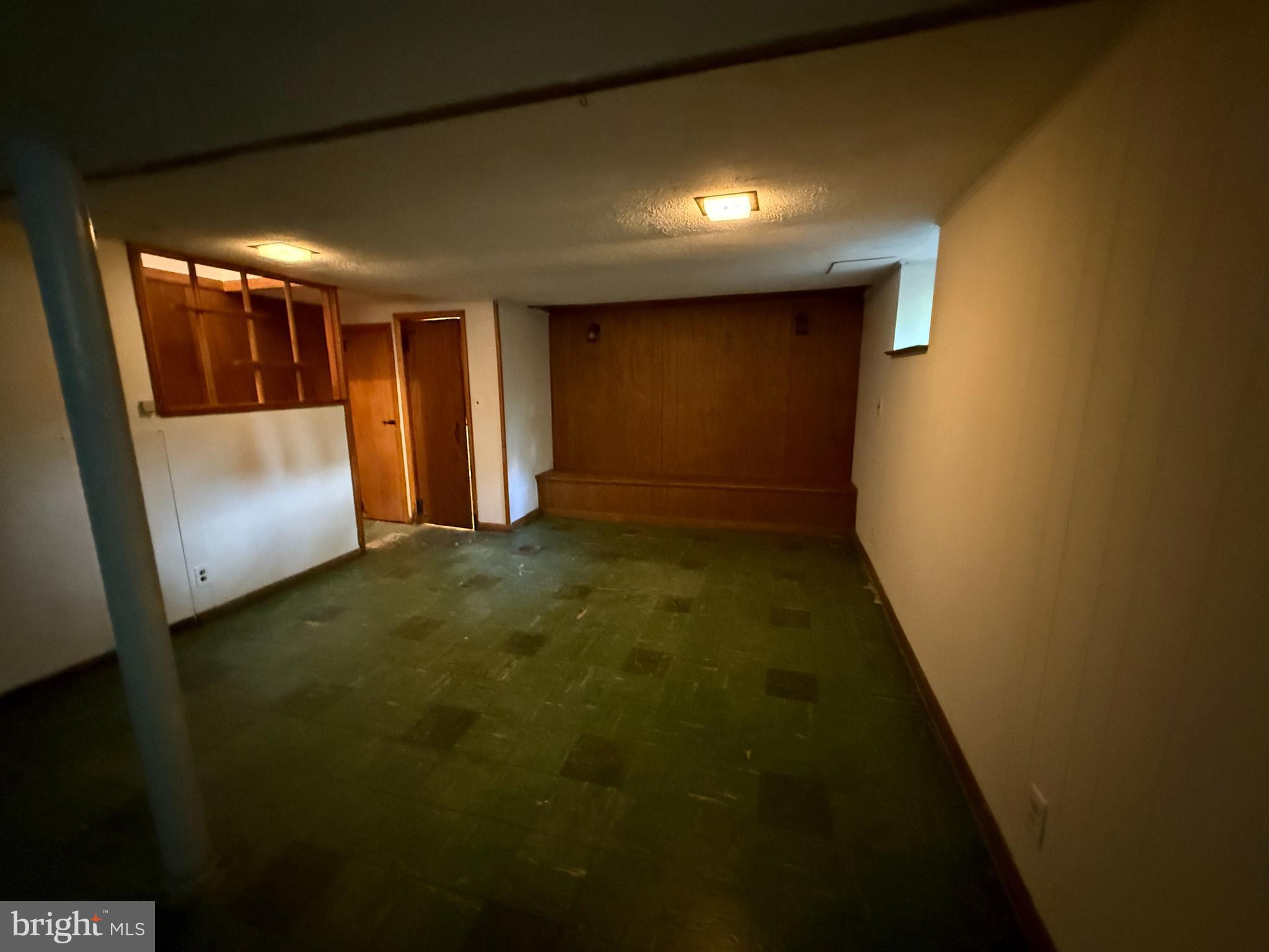 HAMILTON - Residential