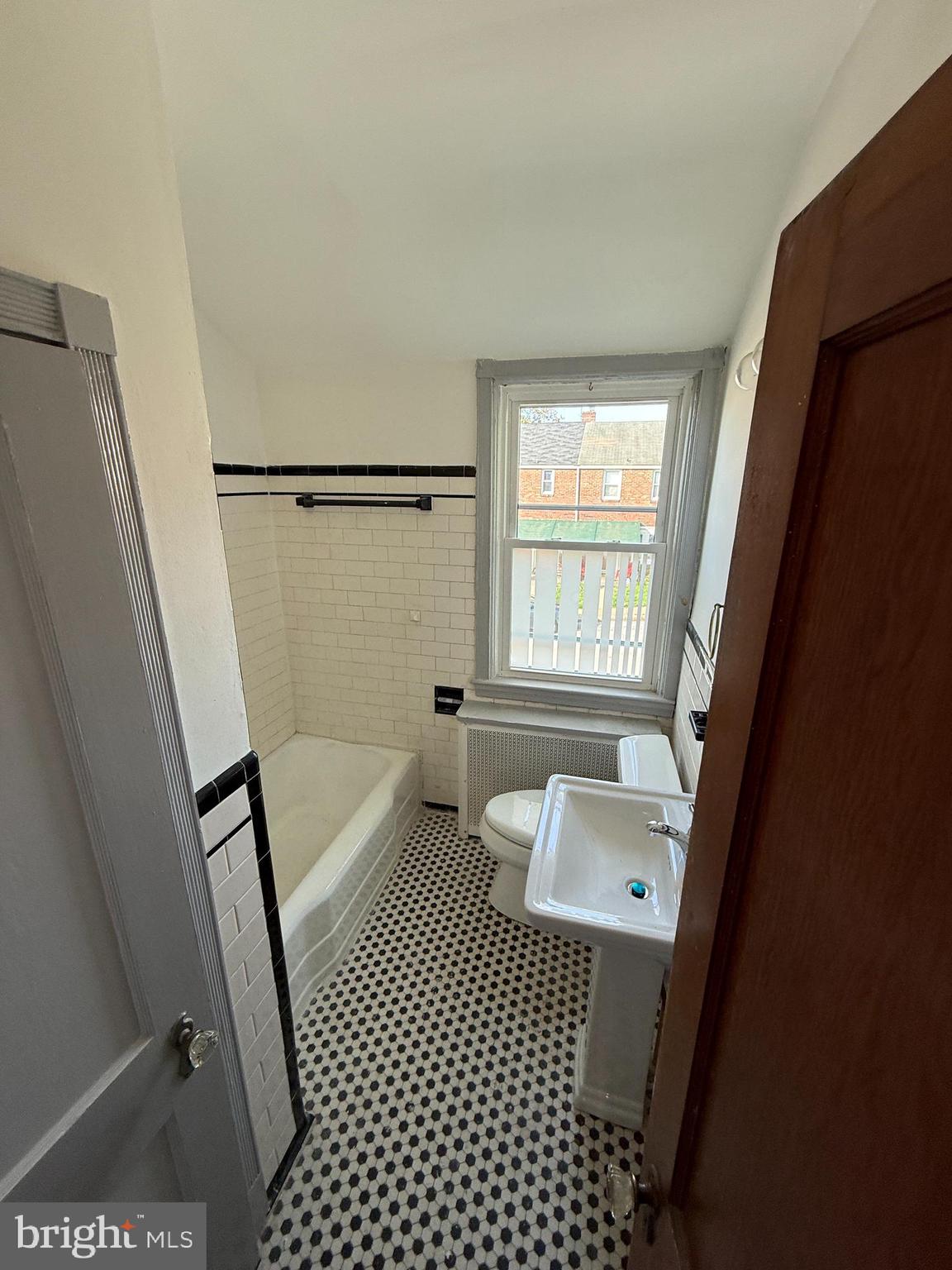 HAMILTON - Residential