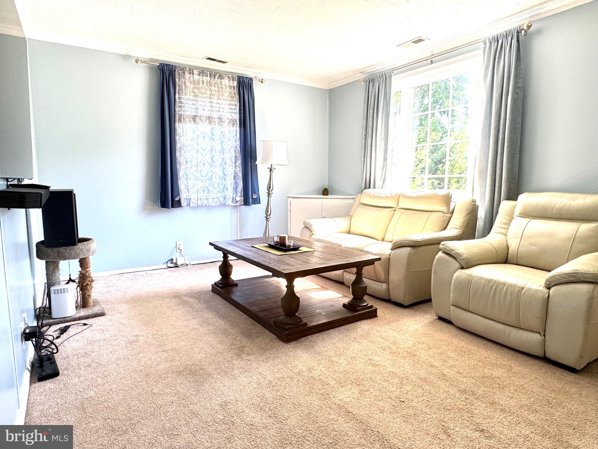 DUNLOGAN - Residential