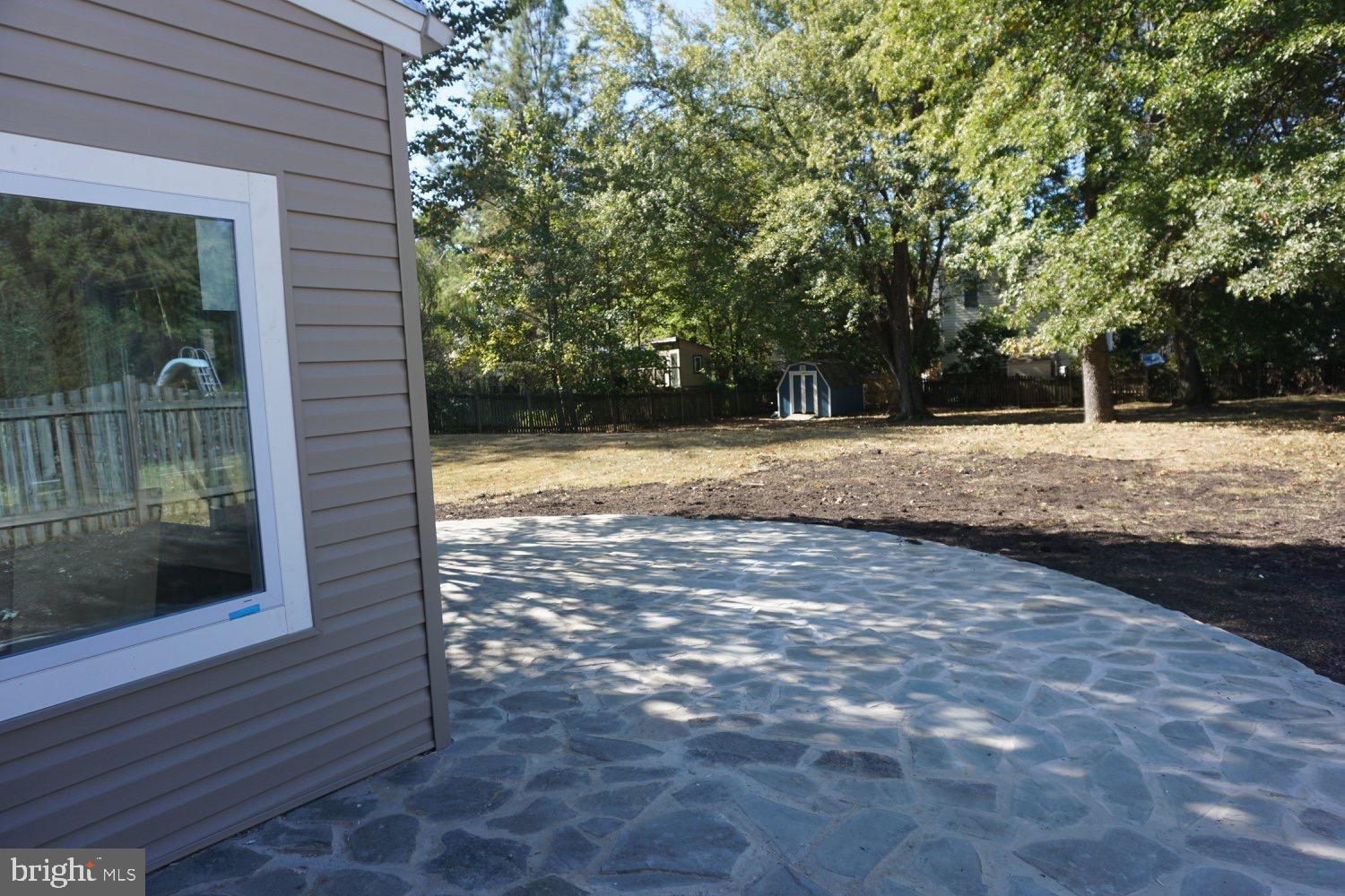 PLYMOUTH HAVEN - Residential Lease