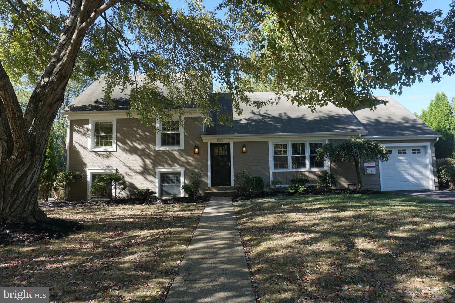 PLYMOUTH HAVEN - Residential Lease