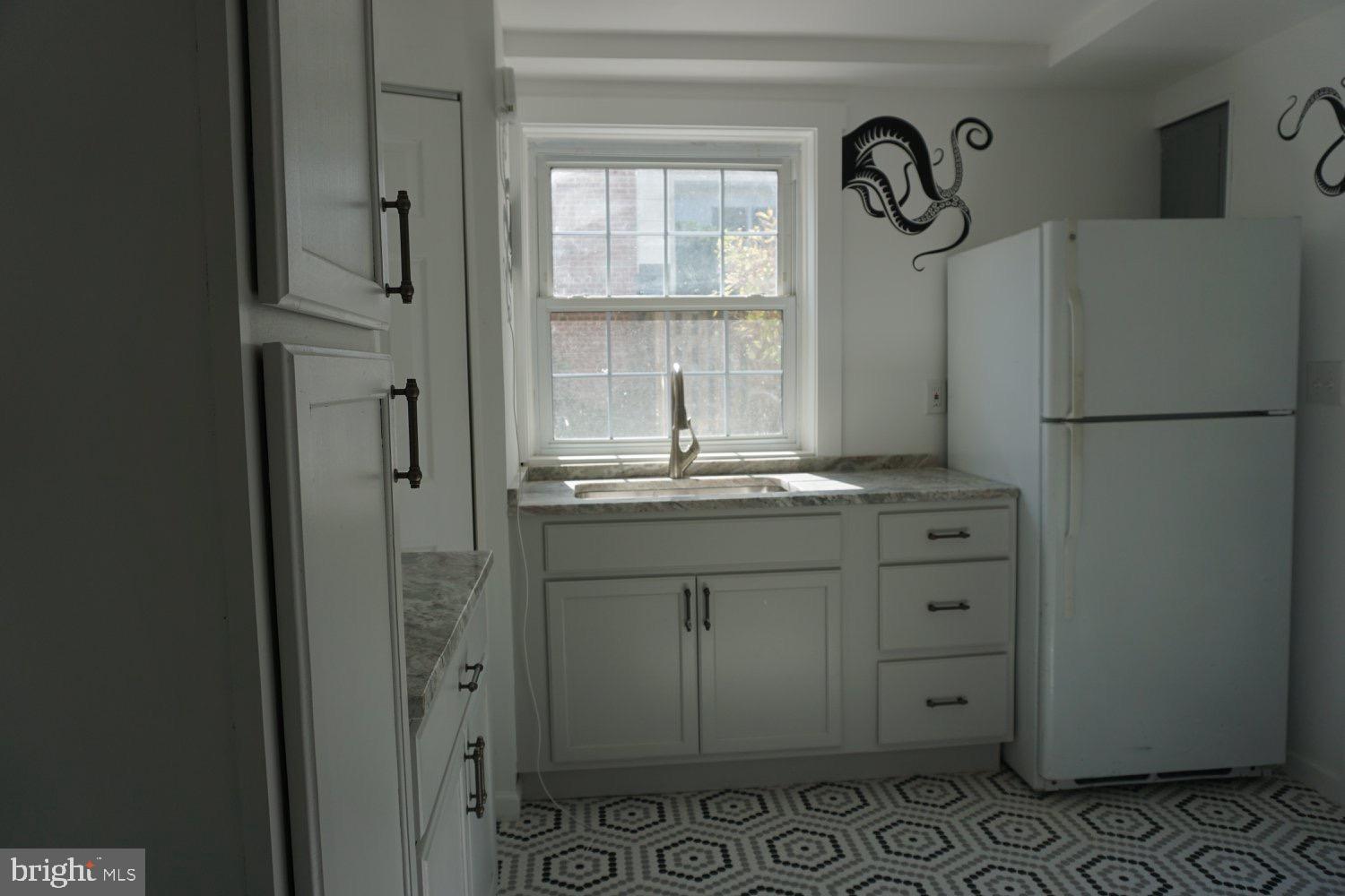 PLYMOUTH HAVEN - Residential Lease