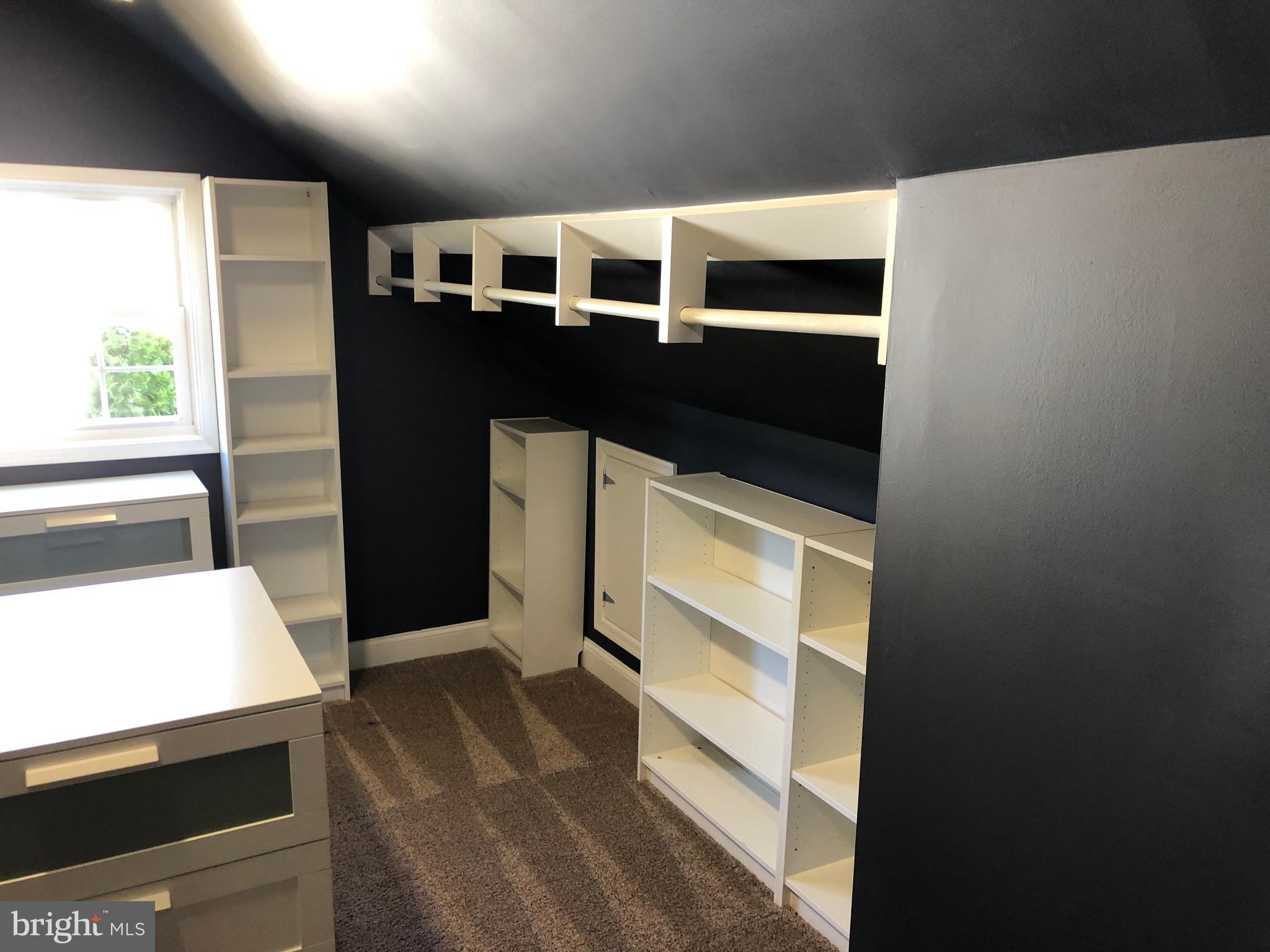 PLYMOUTH HAVEN - Residential Lease