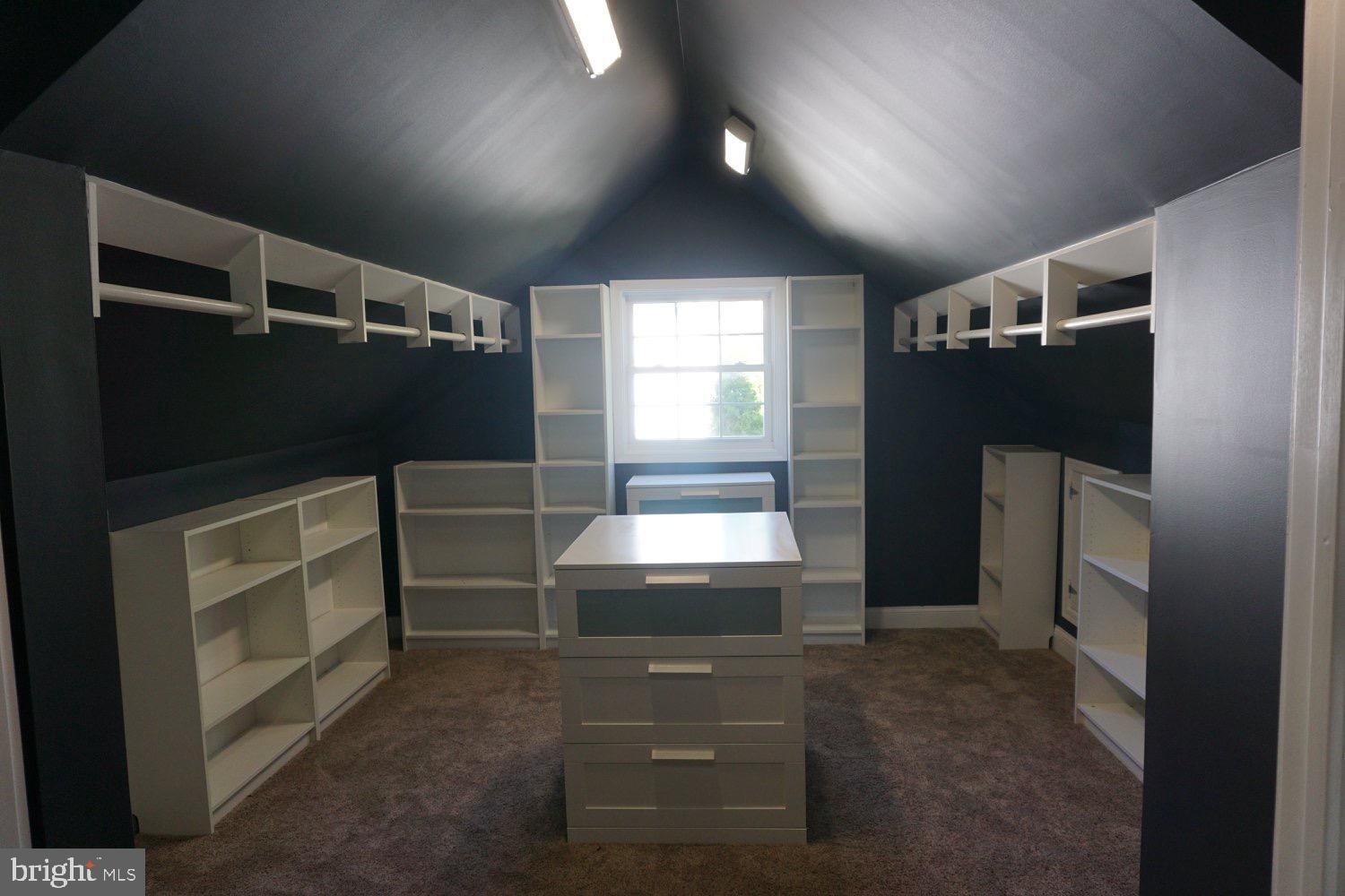 PLYMOUTH HAVEN - Residential Lease