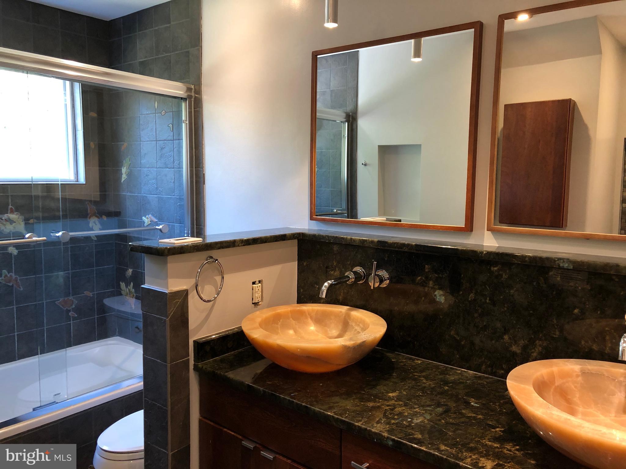 PLYMOUTH HAVEN - Residential Lease