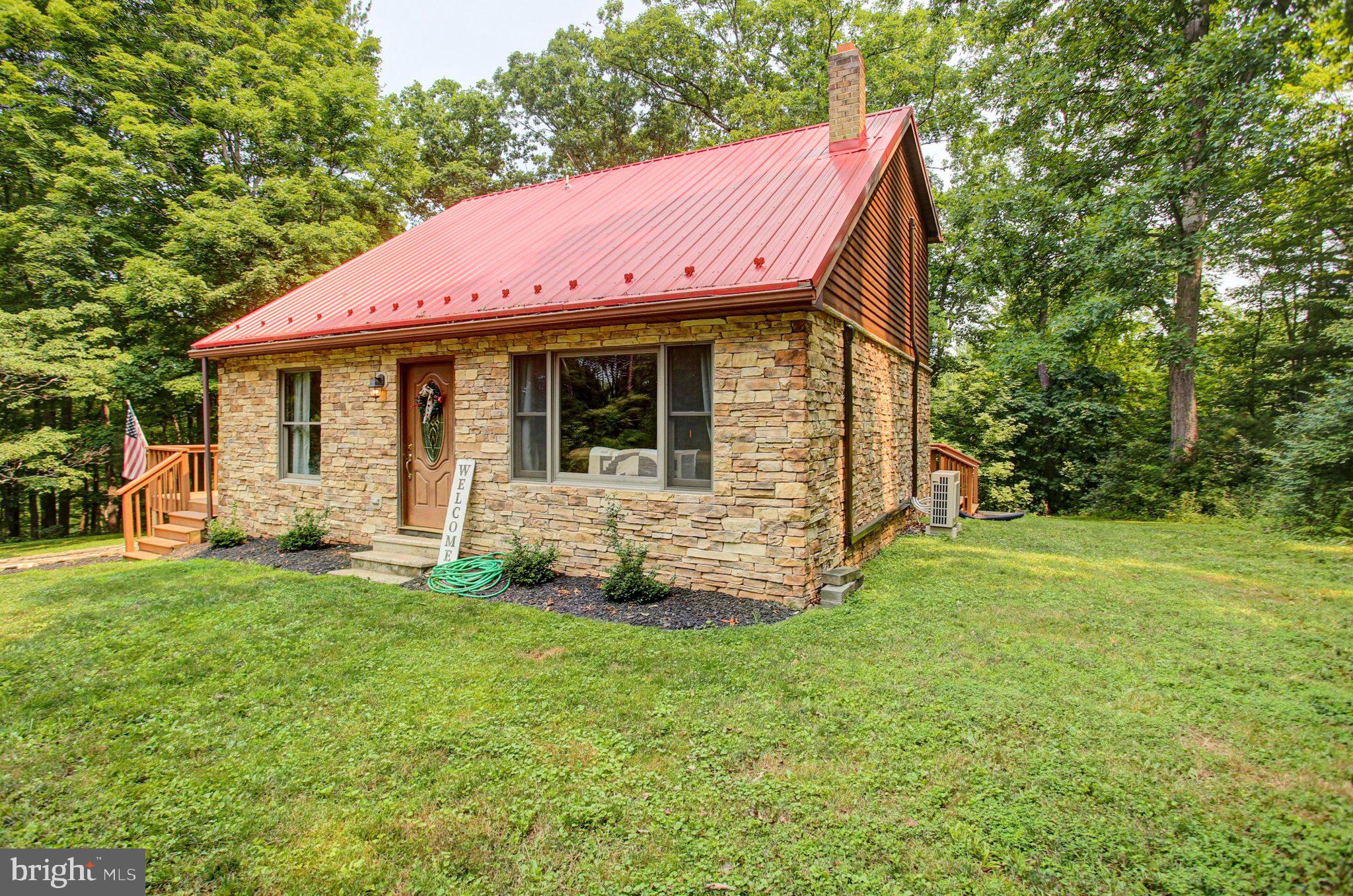 845 OAK RIDGE DR