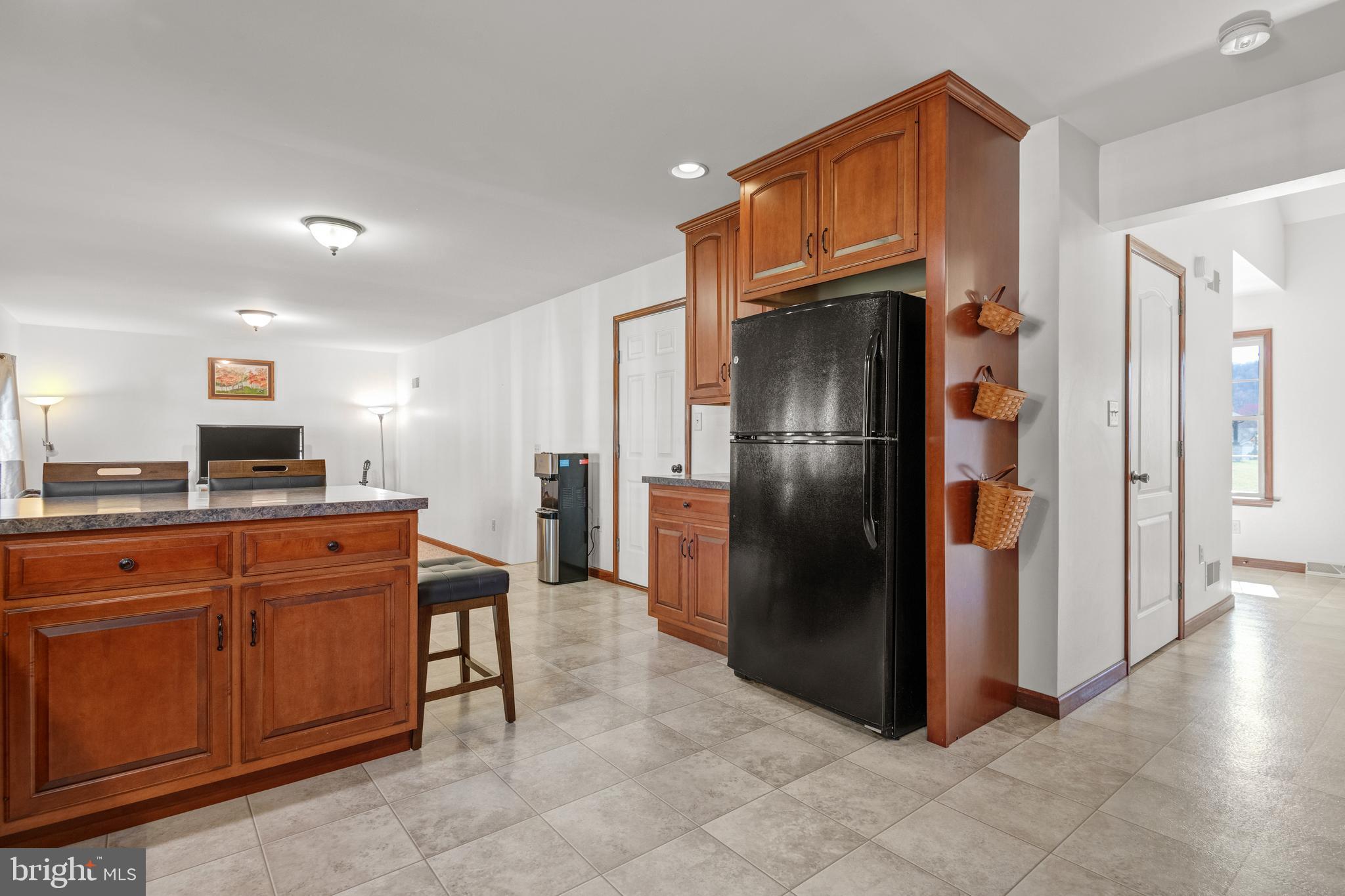 BLUE MOUNTAIN VIEW ESTATE - Residential