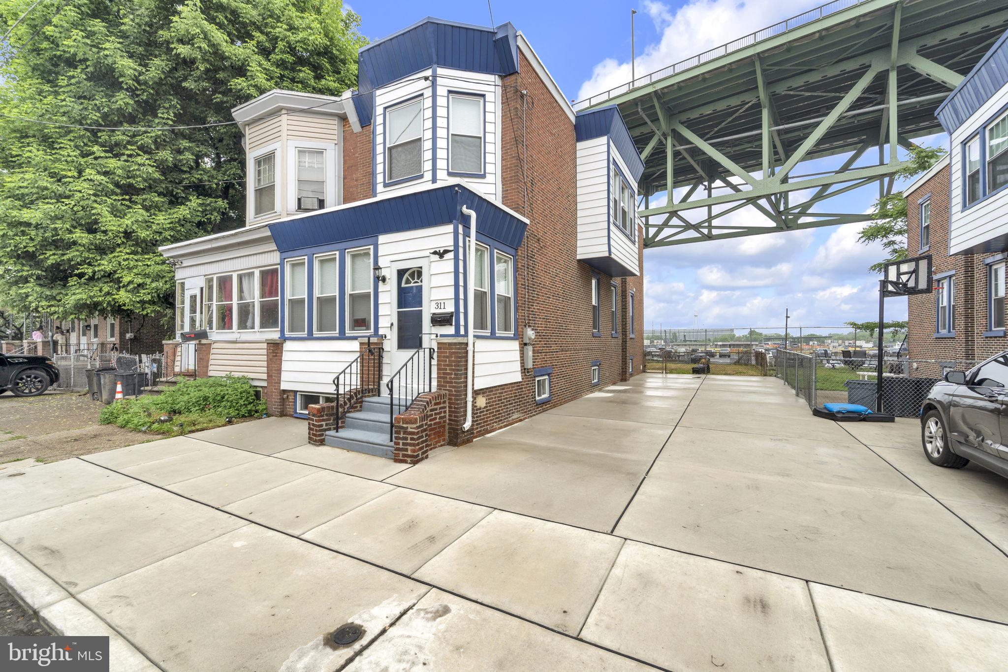 311 SHERMAN STREET