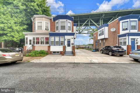 MLS: NJCD2118396
