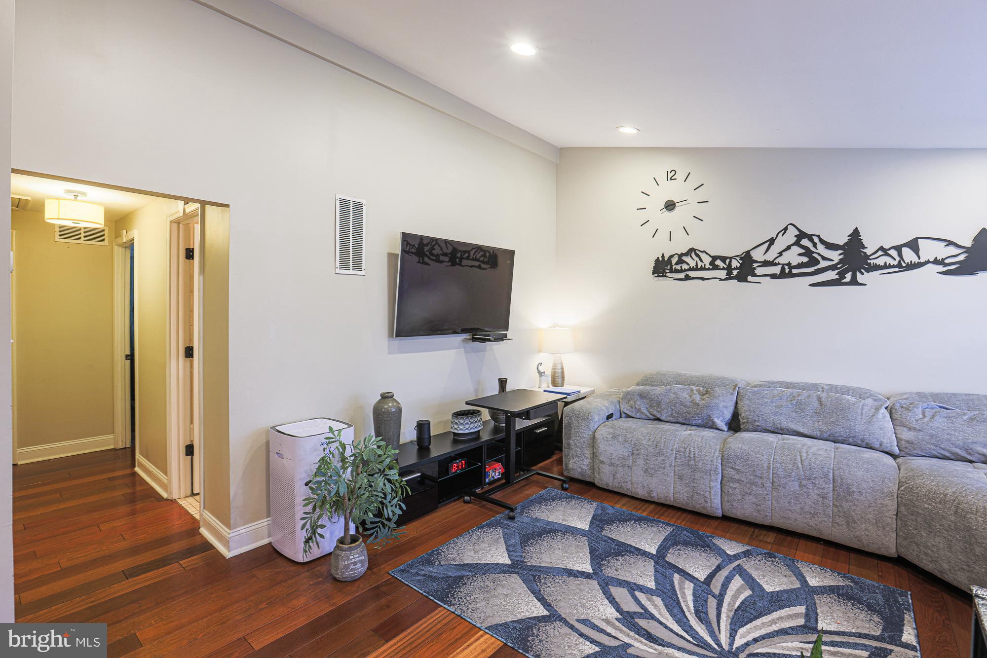 BARRINGTON - Residential