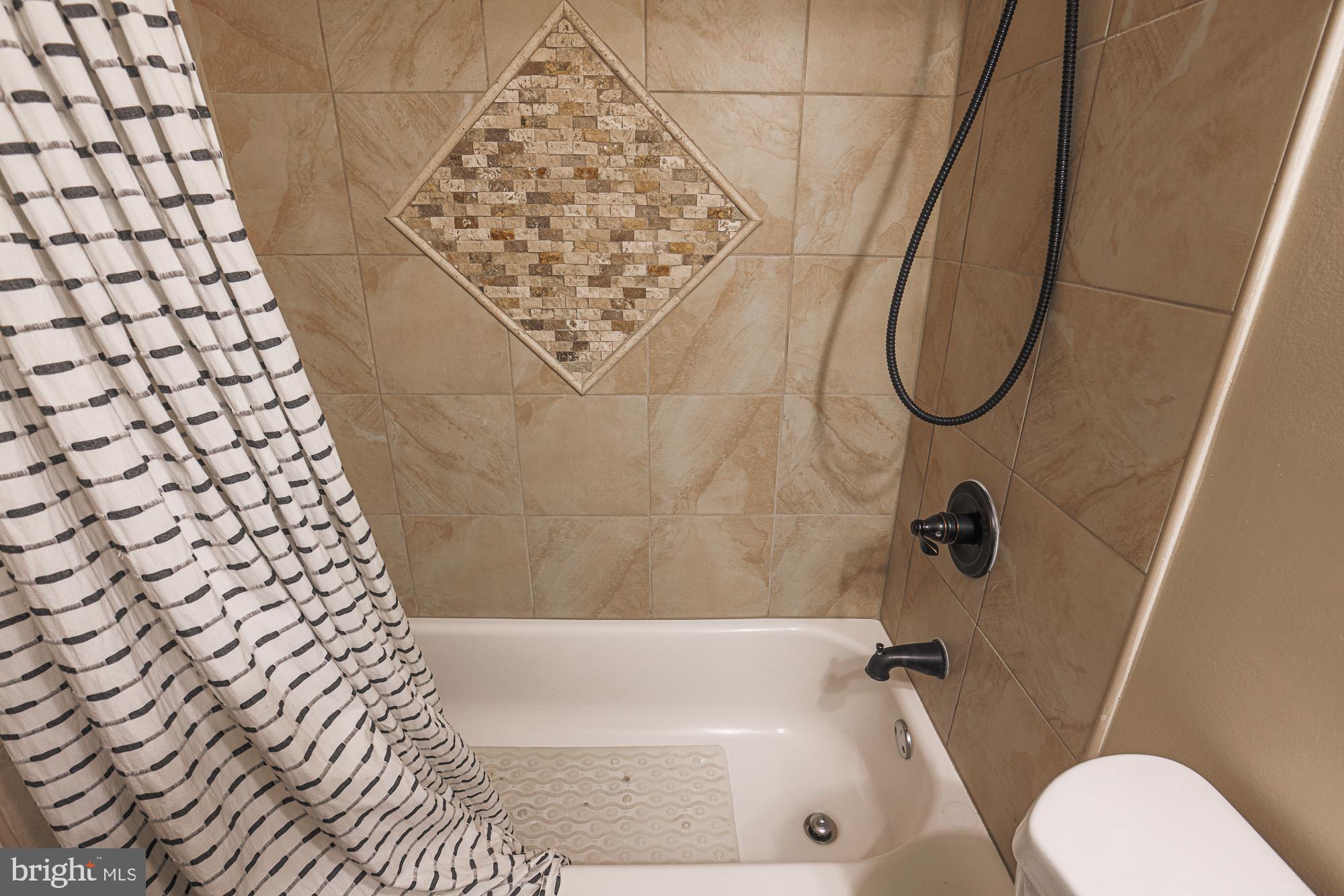 BARRINGTON - Residential