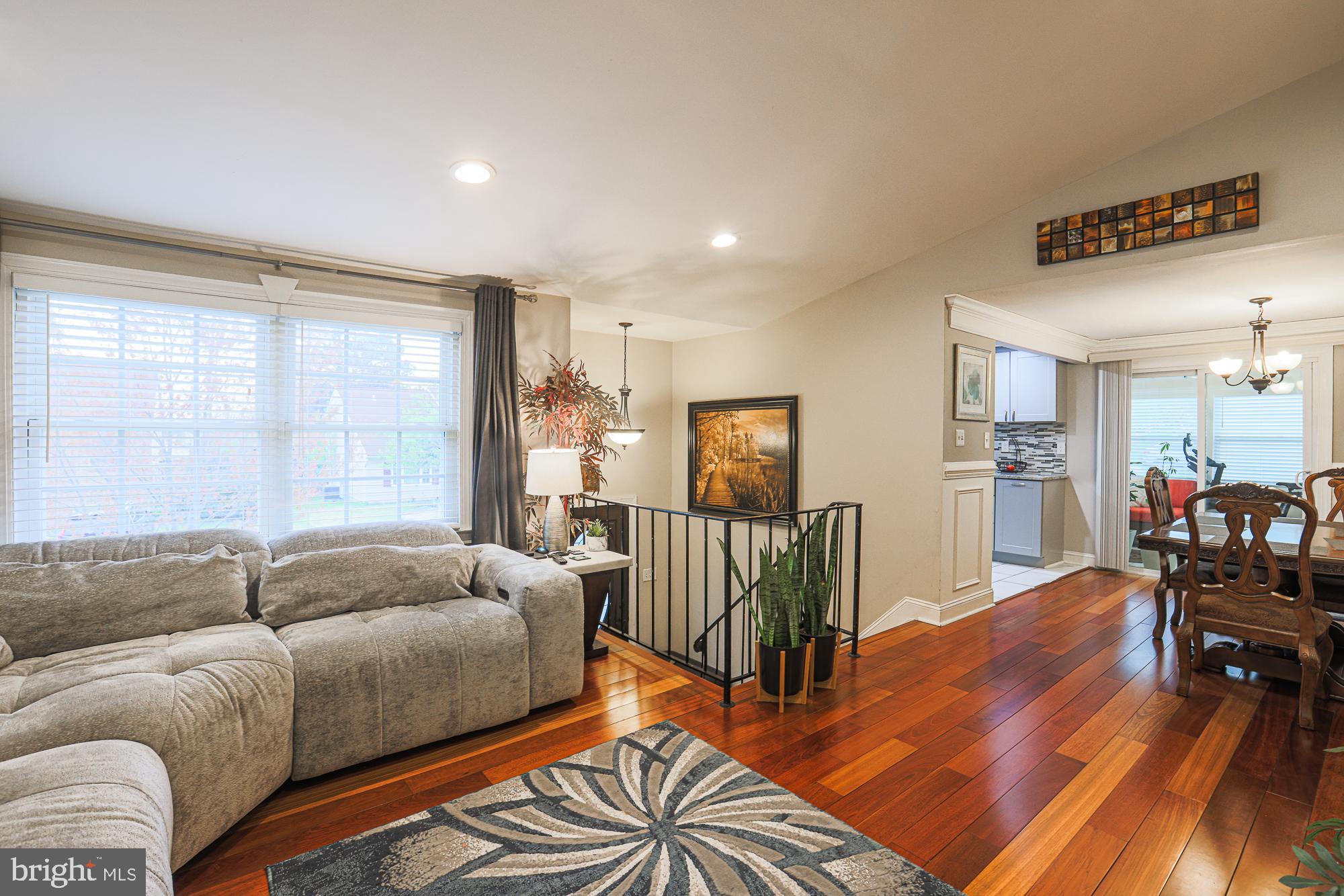 BARRINGTON - Residential