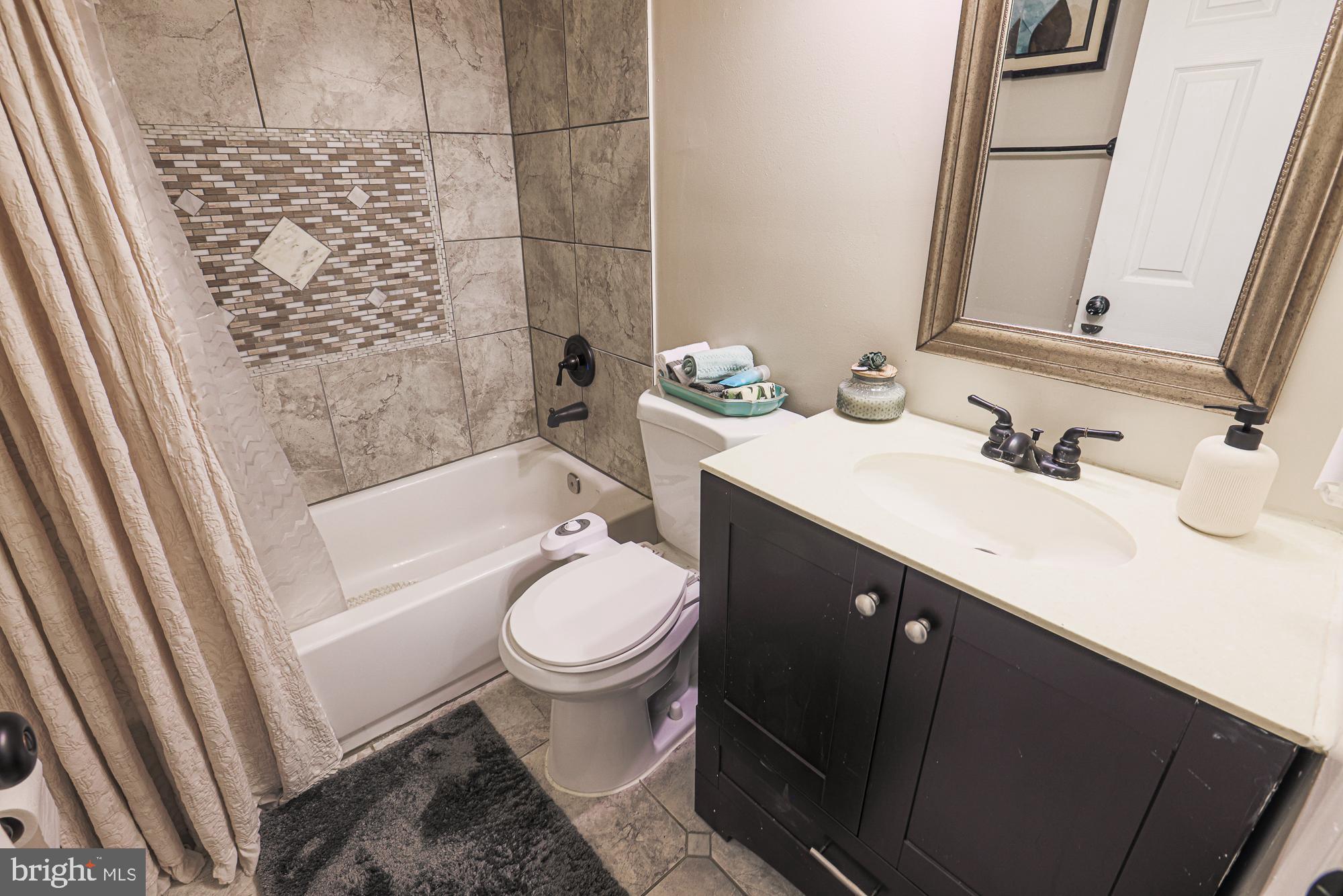 BARRINGTON - Residential