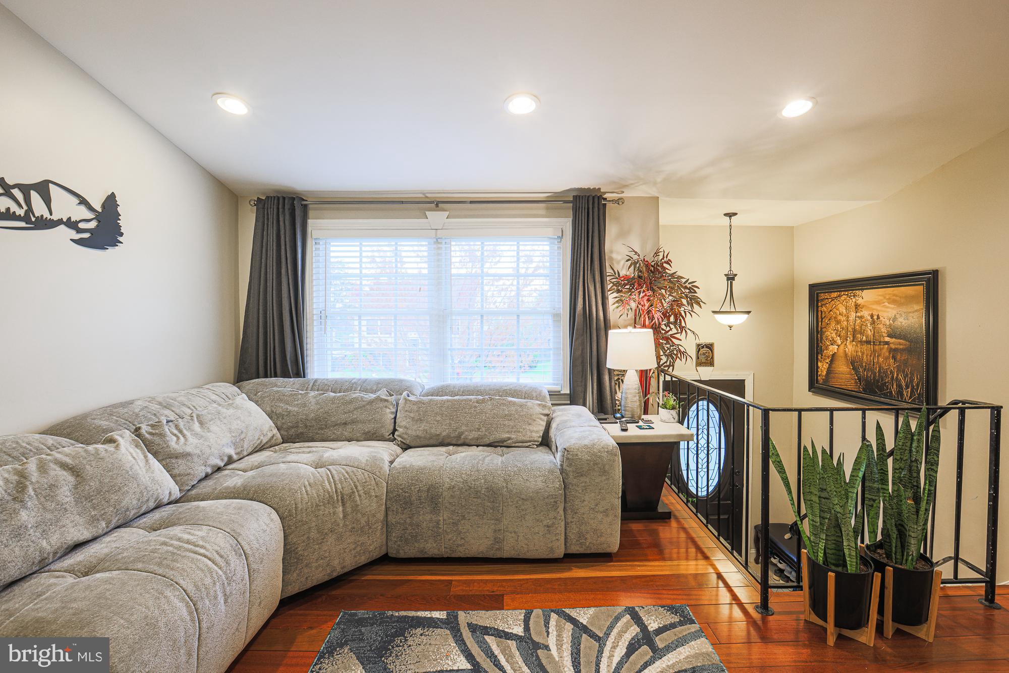 BARRINGTON - Residential