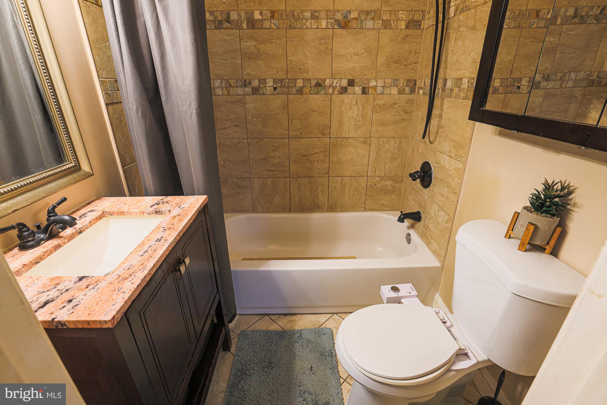 BARRINGTON - Residential