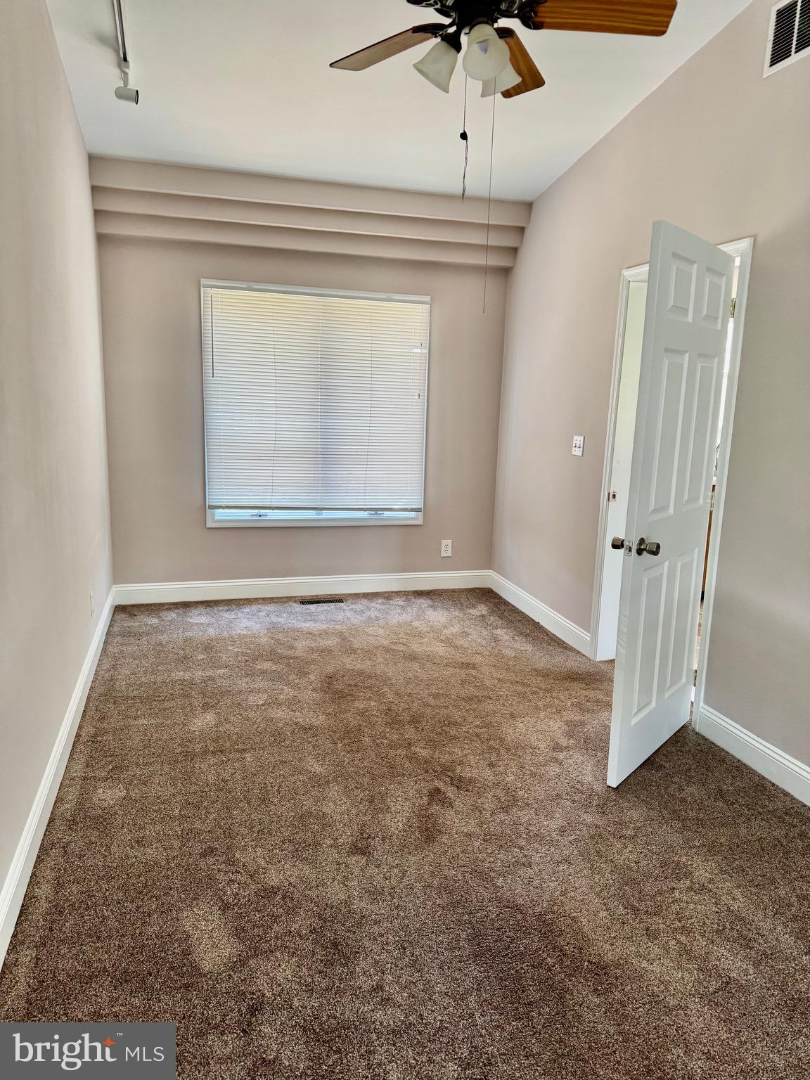 15 BOWLEYS QUARTERS ROAD