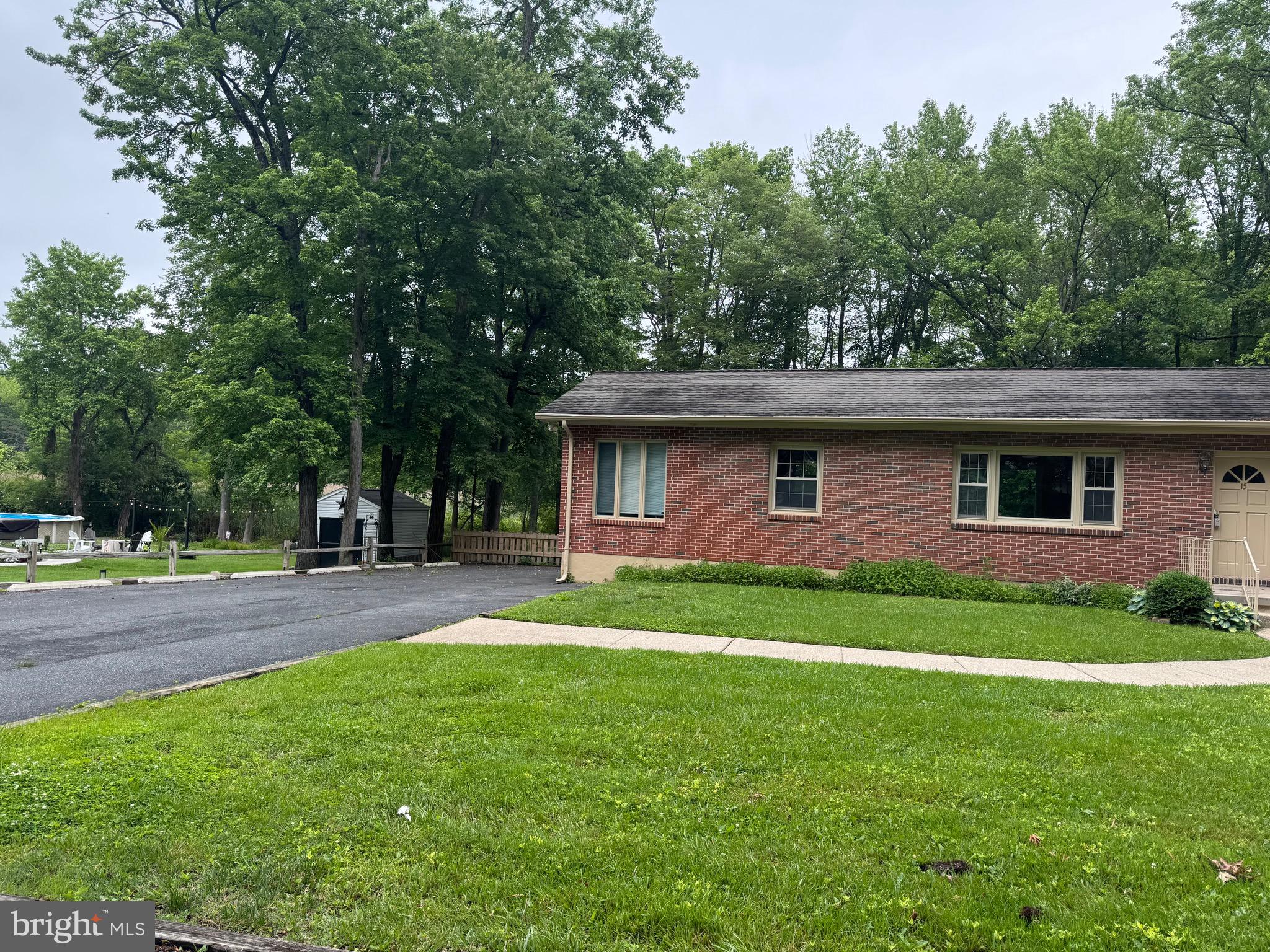 15 BOWLEYS QUARTERS ROAD