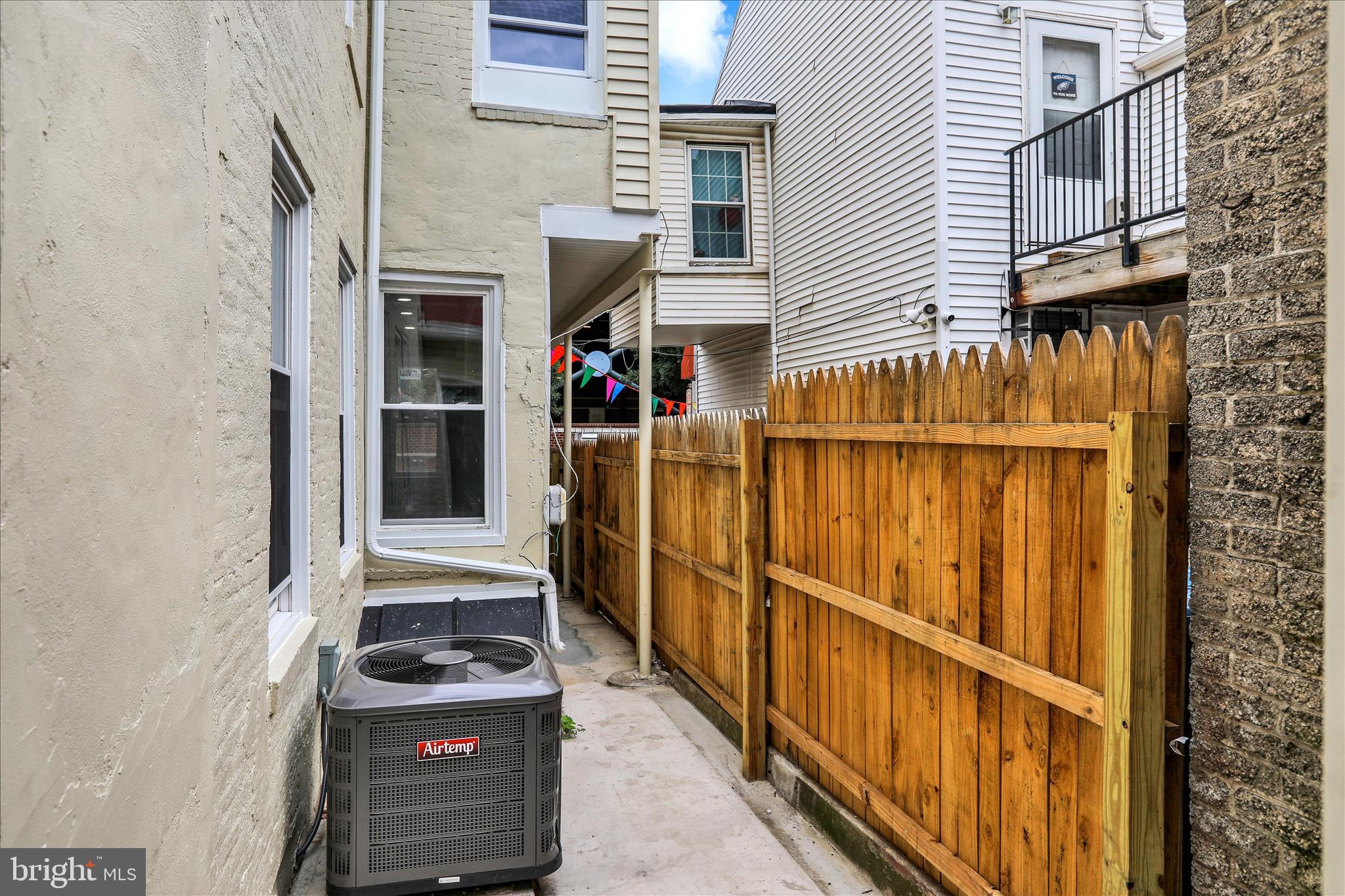 READING - Residential Lease