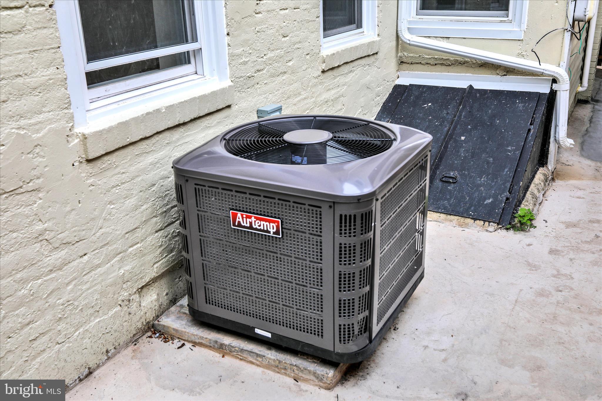 READING - Residential Lease