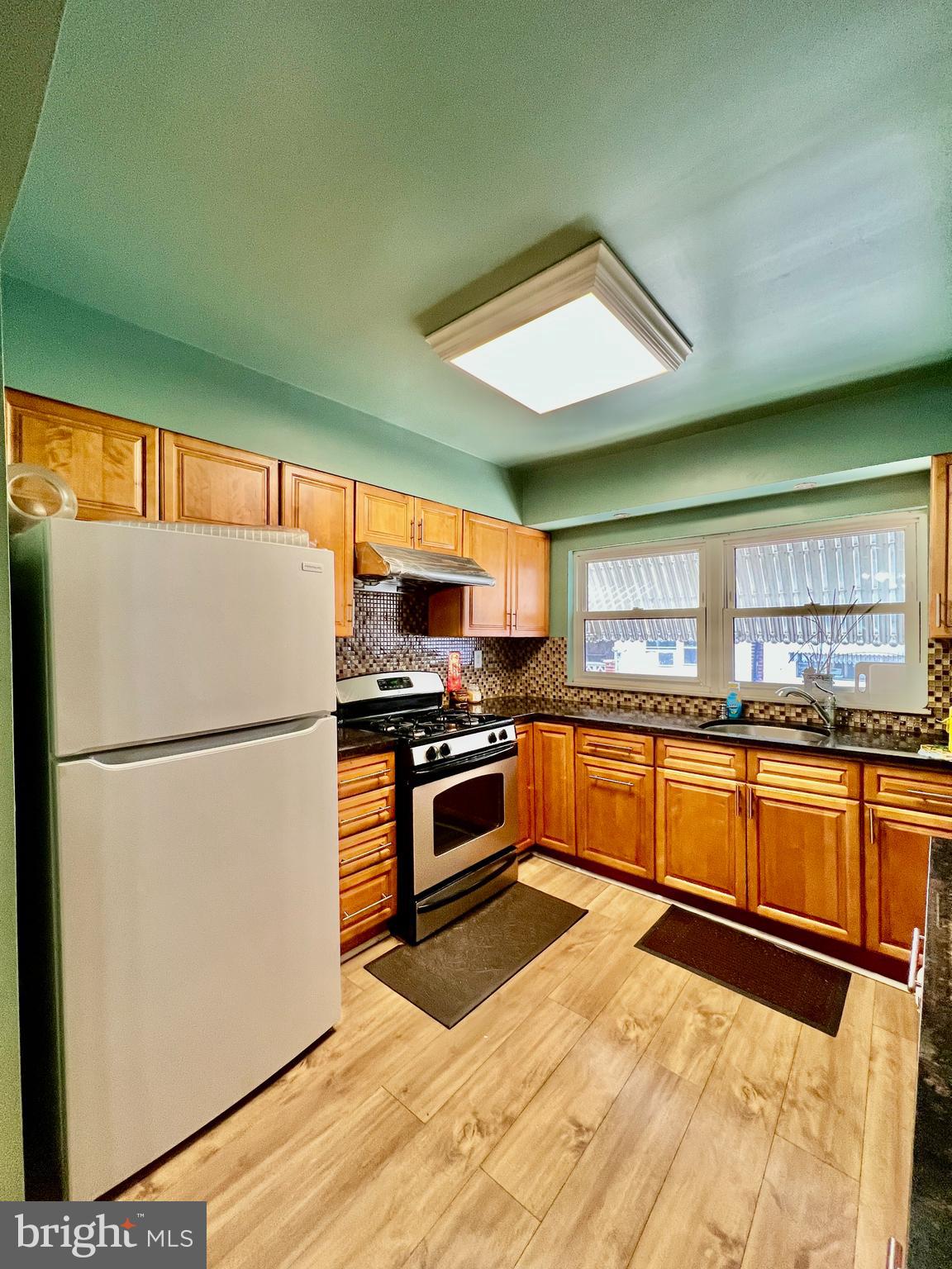 WHITMAN - Residential