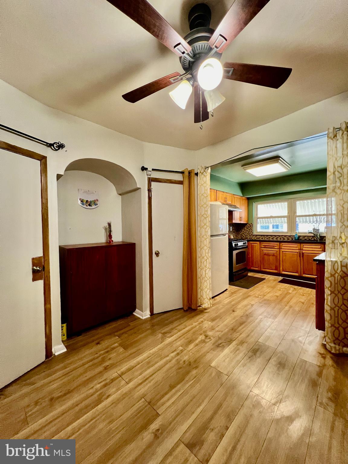 WHITMAN - Residential