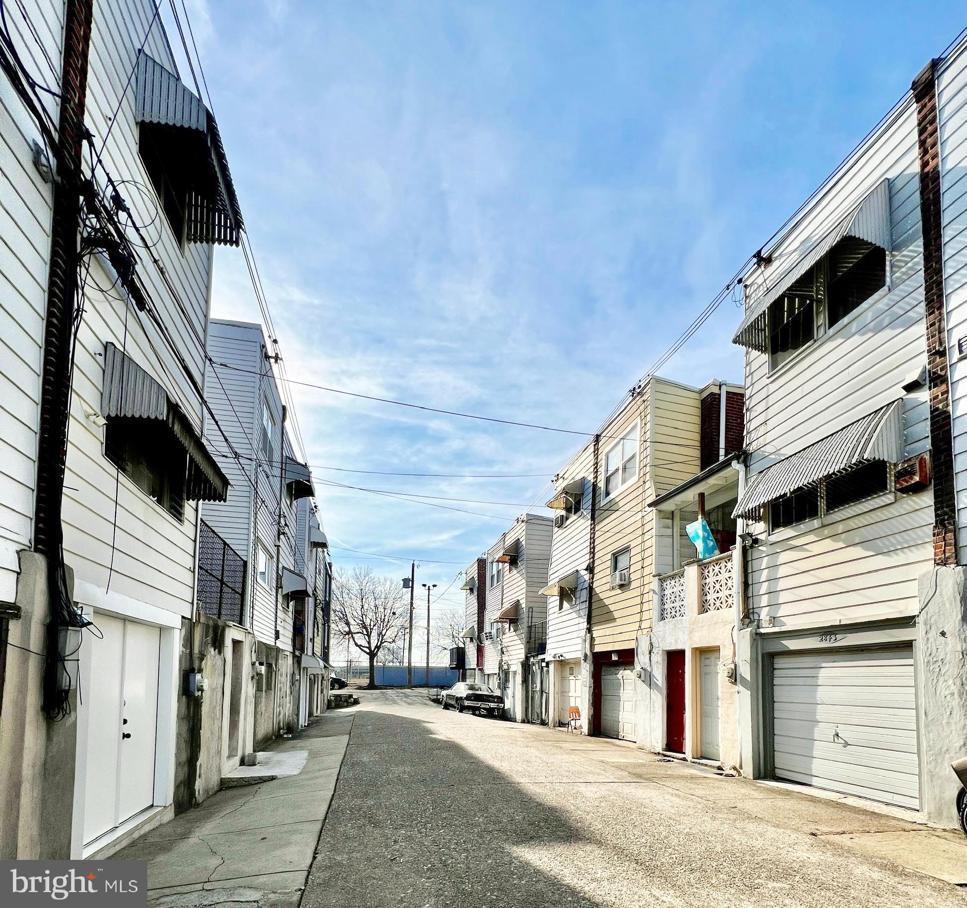 WHITMAN - Residential