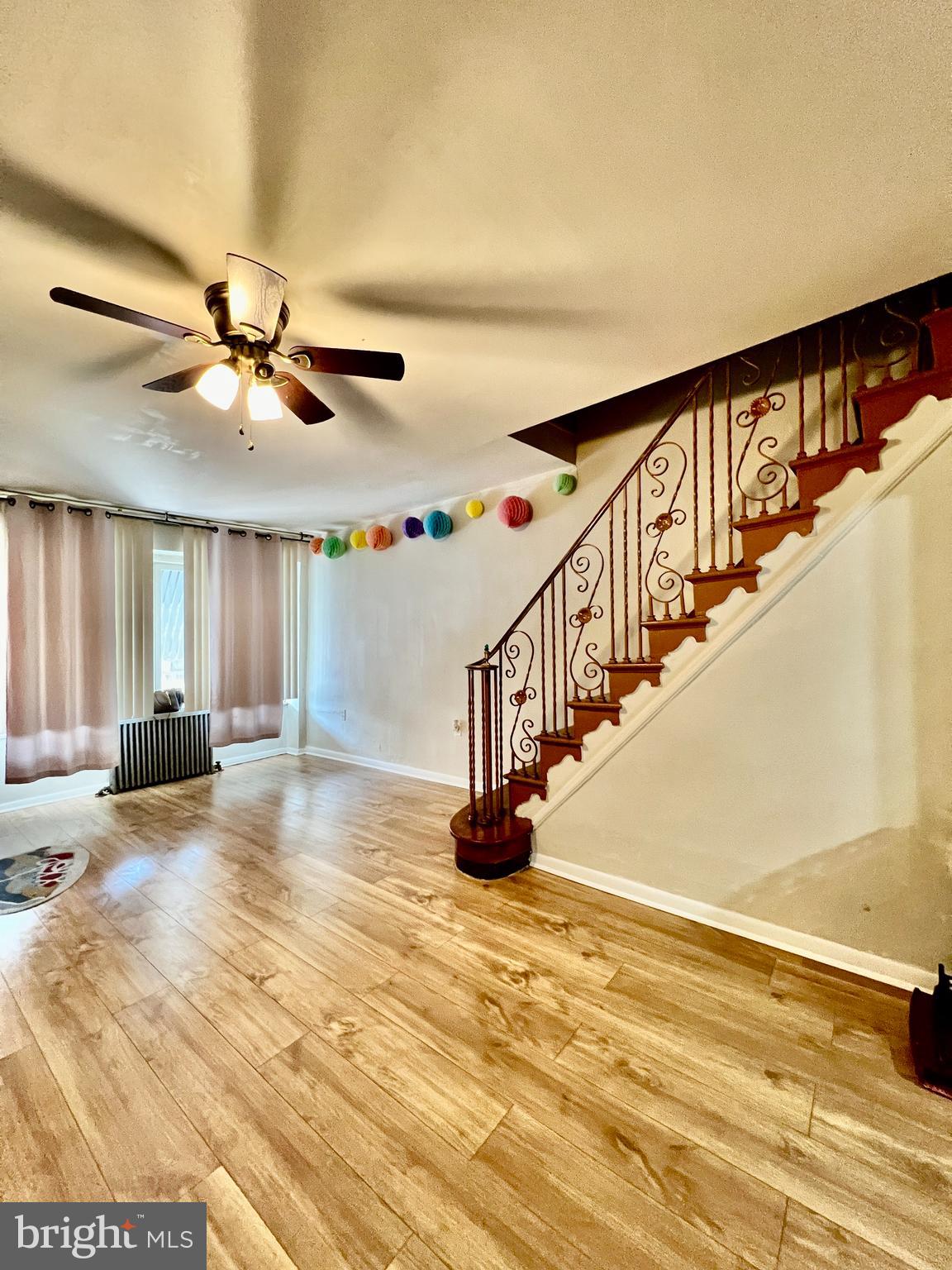 WHITMAN - Residential