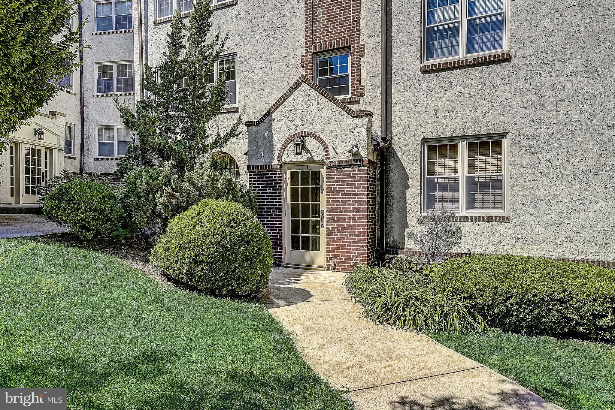MERION MANOR - Residential
