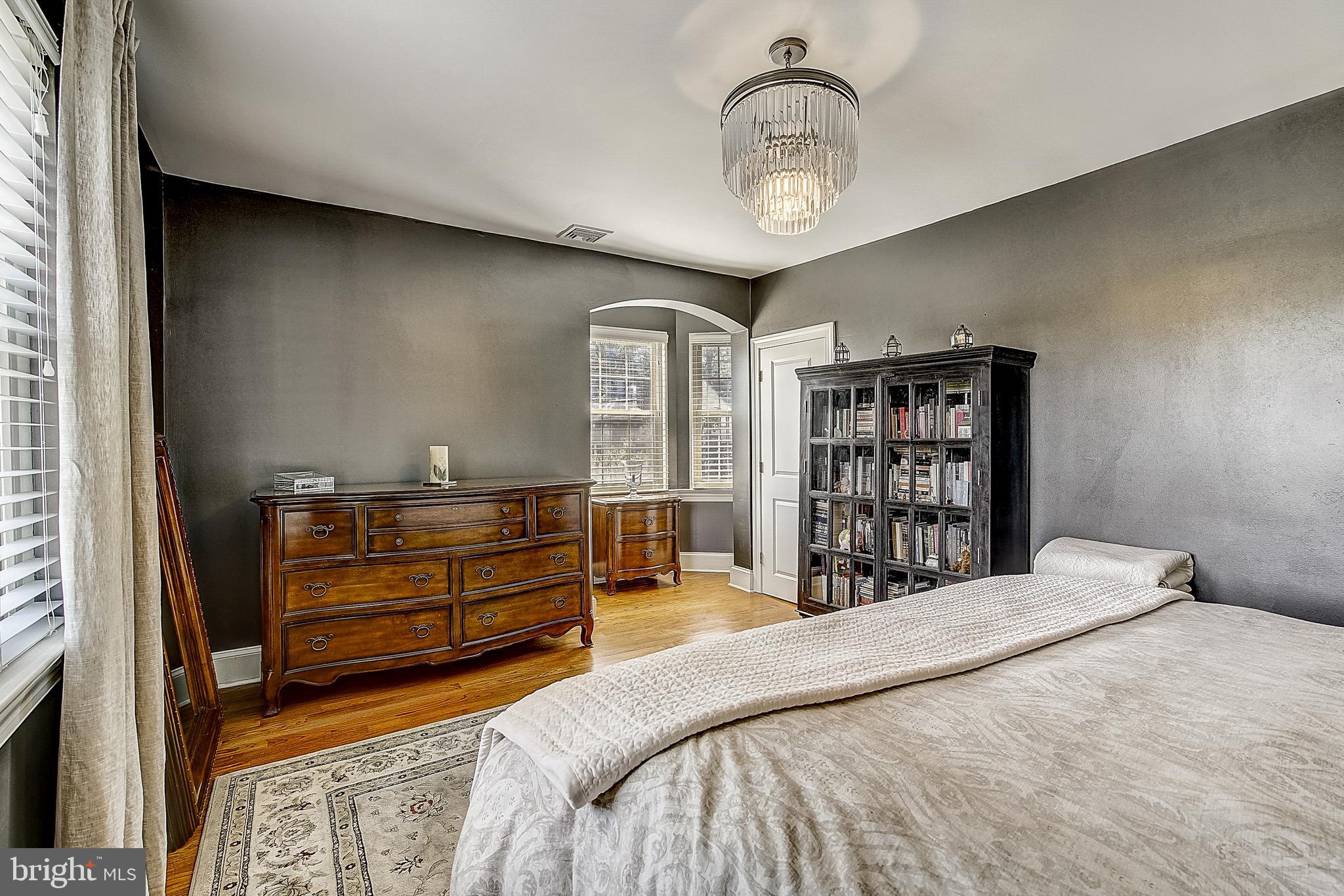 MERION MANOR - Residential