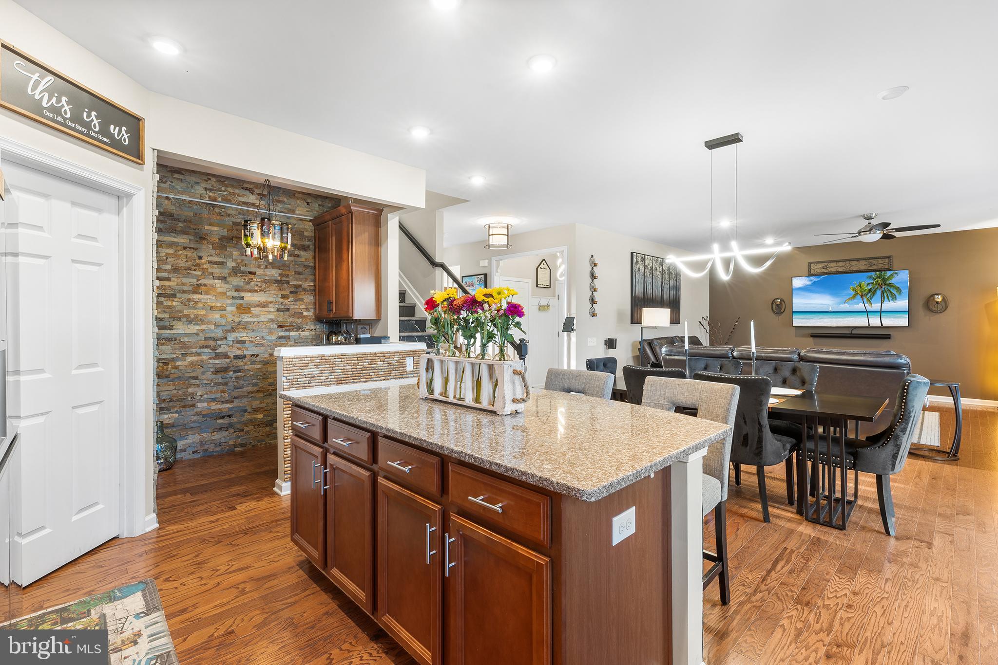 COBBLESTONE ESTATES - Residential