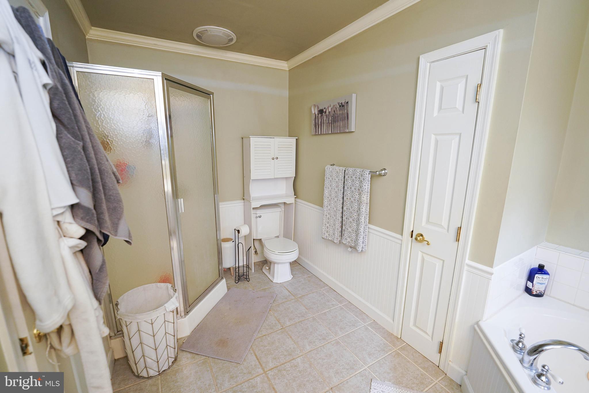 VILLAGE OF NASSAWANGO - Residential Lease