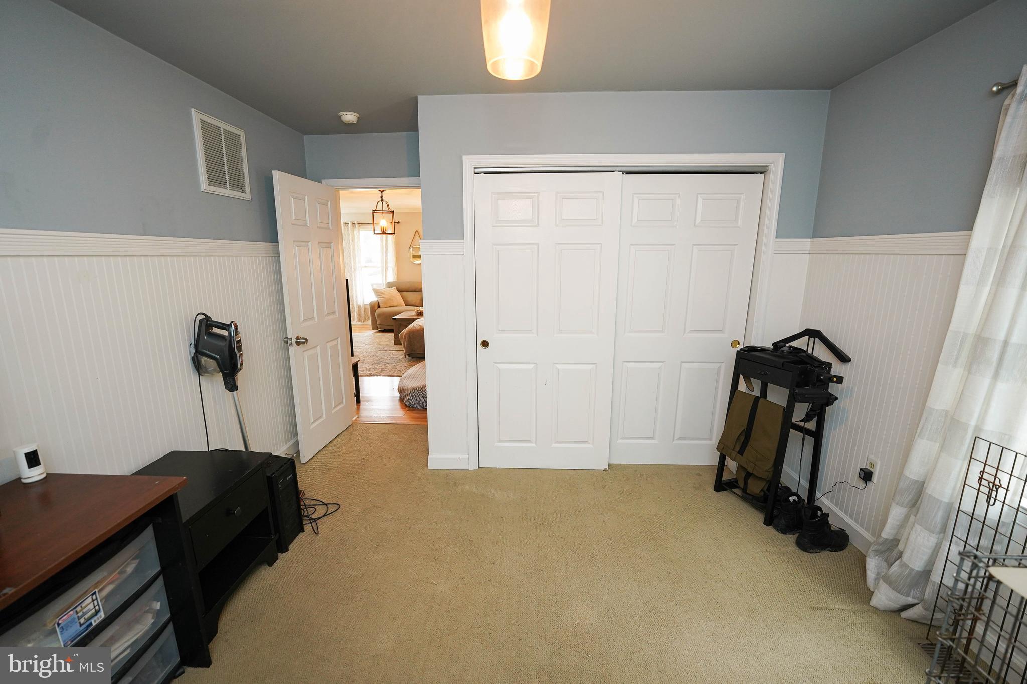 VILLAGE OF NASSAWANGO - Residential Lease